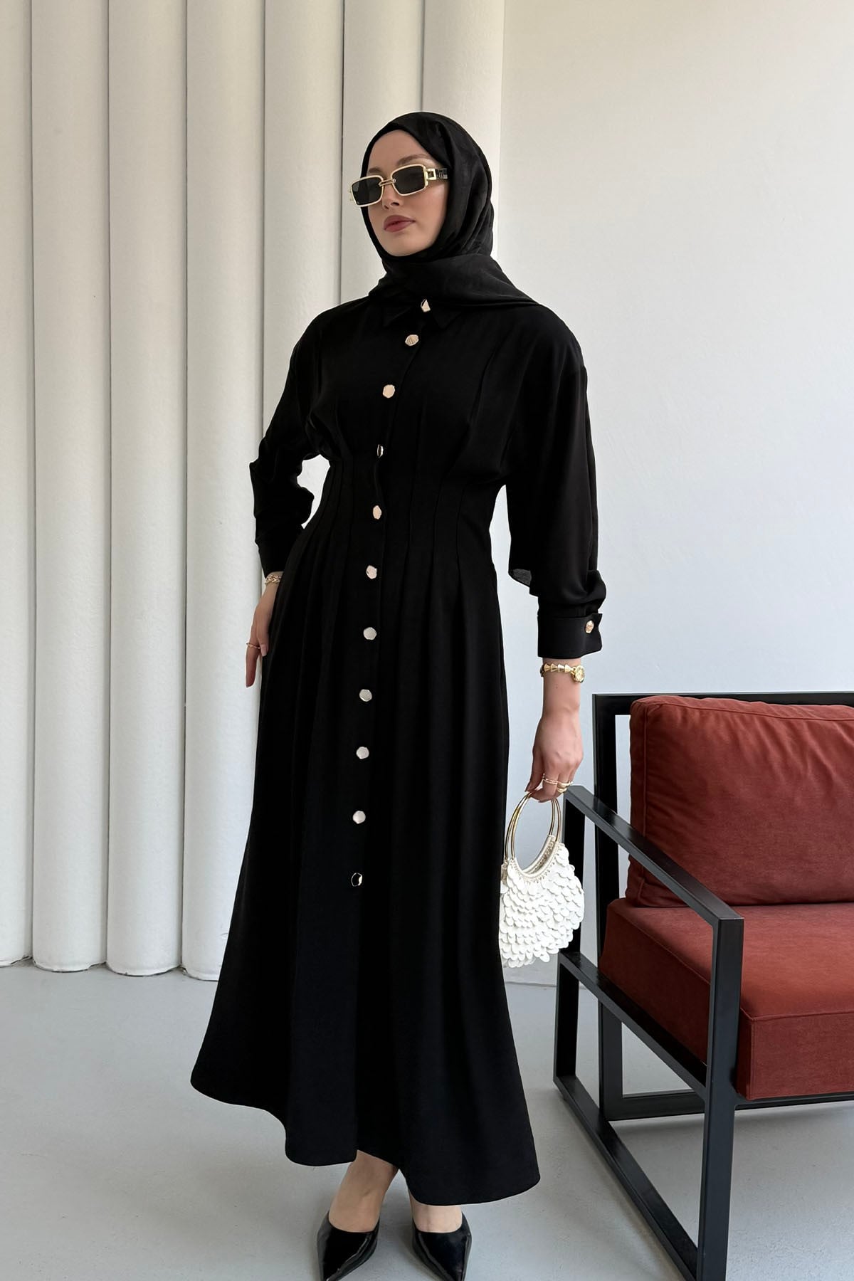 Bel Sason Detaylı Ön Düğmeli Linda Kumaş Tesettür Elbise-SİYAH