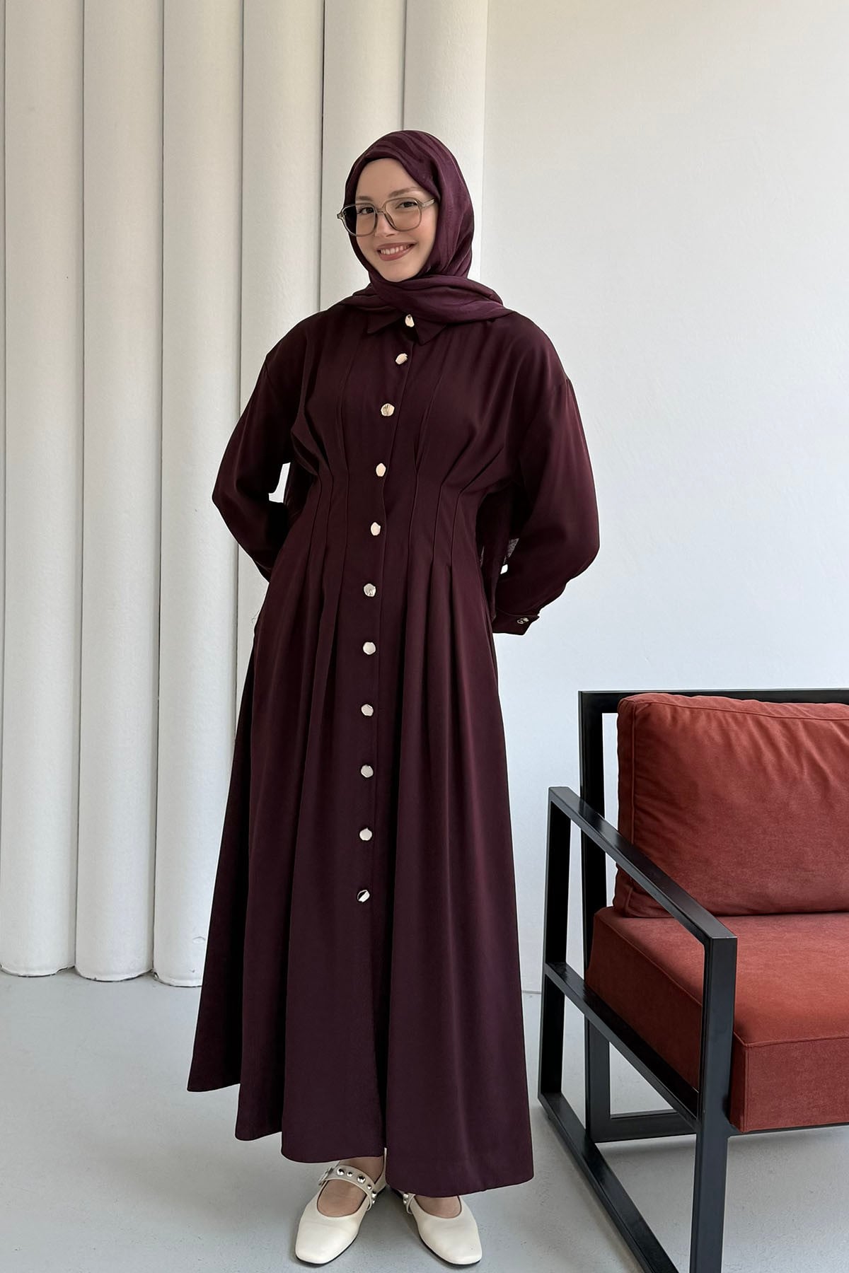 Bel Sason Detaylı Ön Düğmeli Linda Kumaş Tesettür Elbise-BORDO