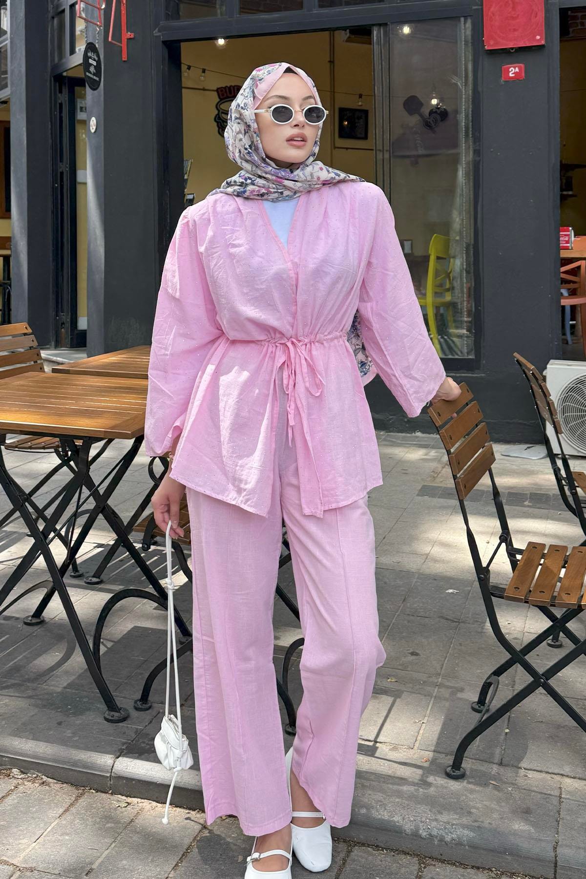 Belden Büzgülü Taş Serpmeli Keten Kimino Tesettür Takım-PEMBE