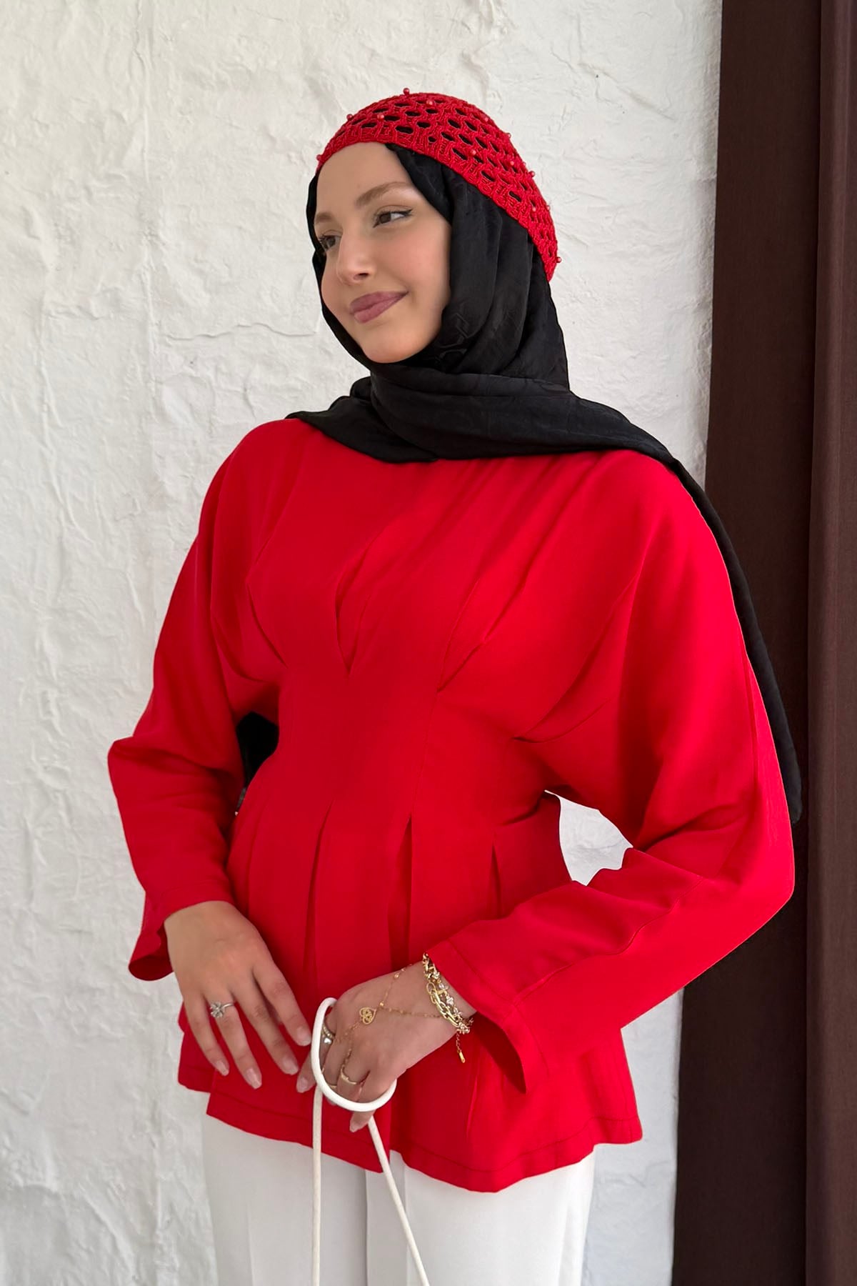 Beli Pens Detaylı Kuşaklı Bluz-KIRMIZI