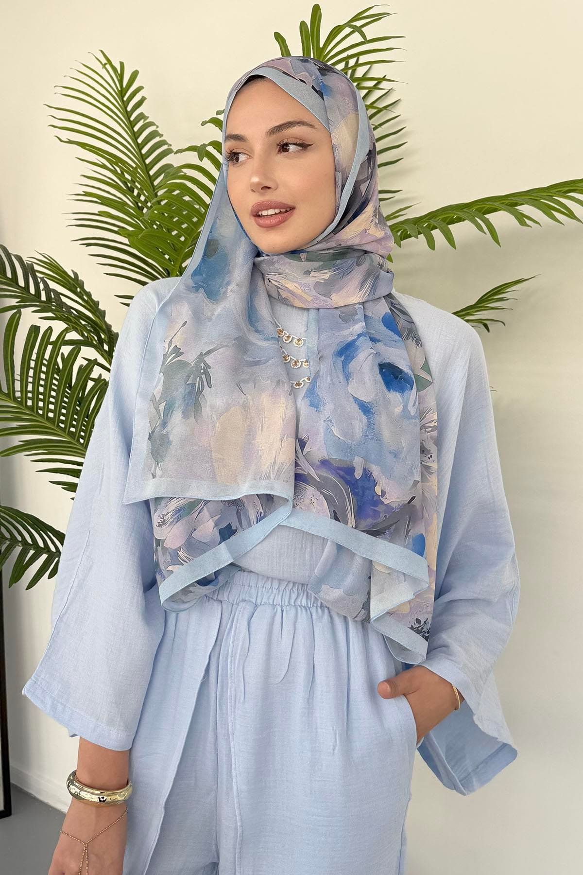 Bluzu Yarasa Kol Detaylı Pantolonlu Tesettür Takım-MAVİ