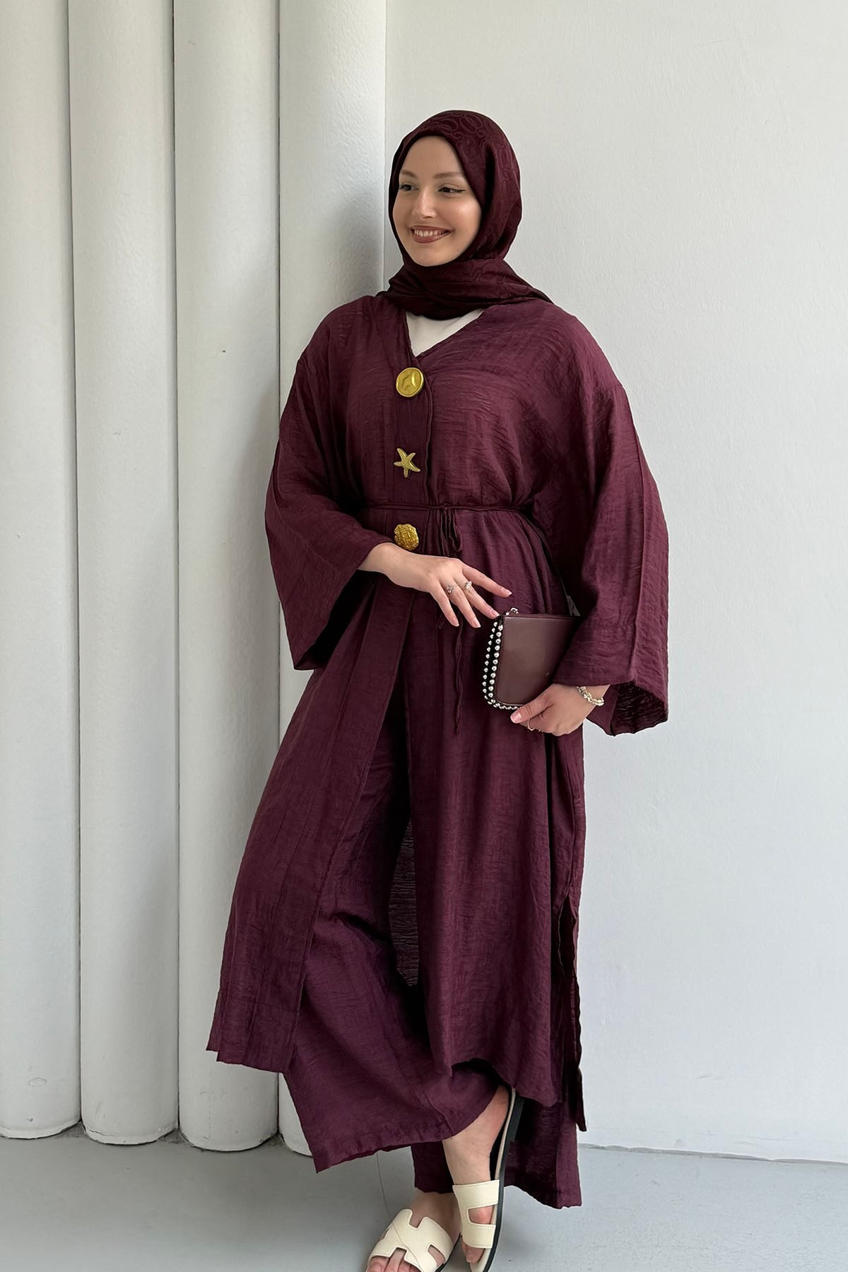 Boydan Düğmeli Broş Detaylı Pantolon Tesettür Takım-BORDO