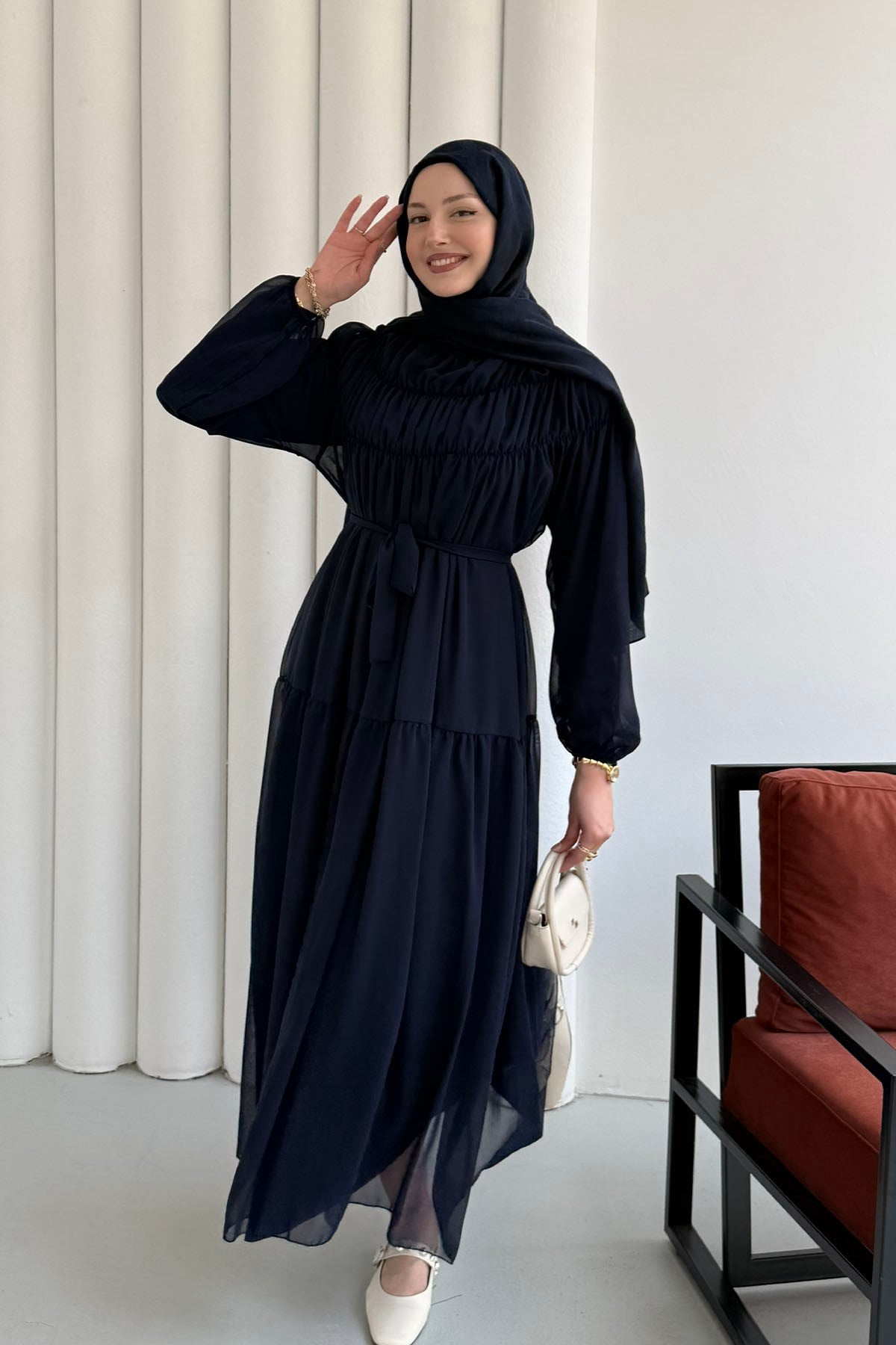 Büzgü Detaylı Oversize Şifon Tesettür Elbise-LACİVERT