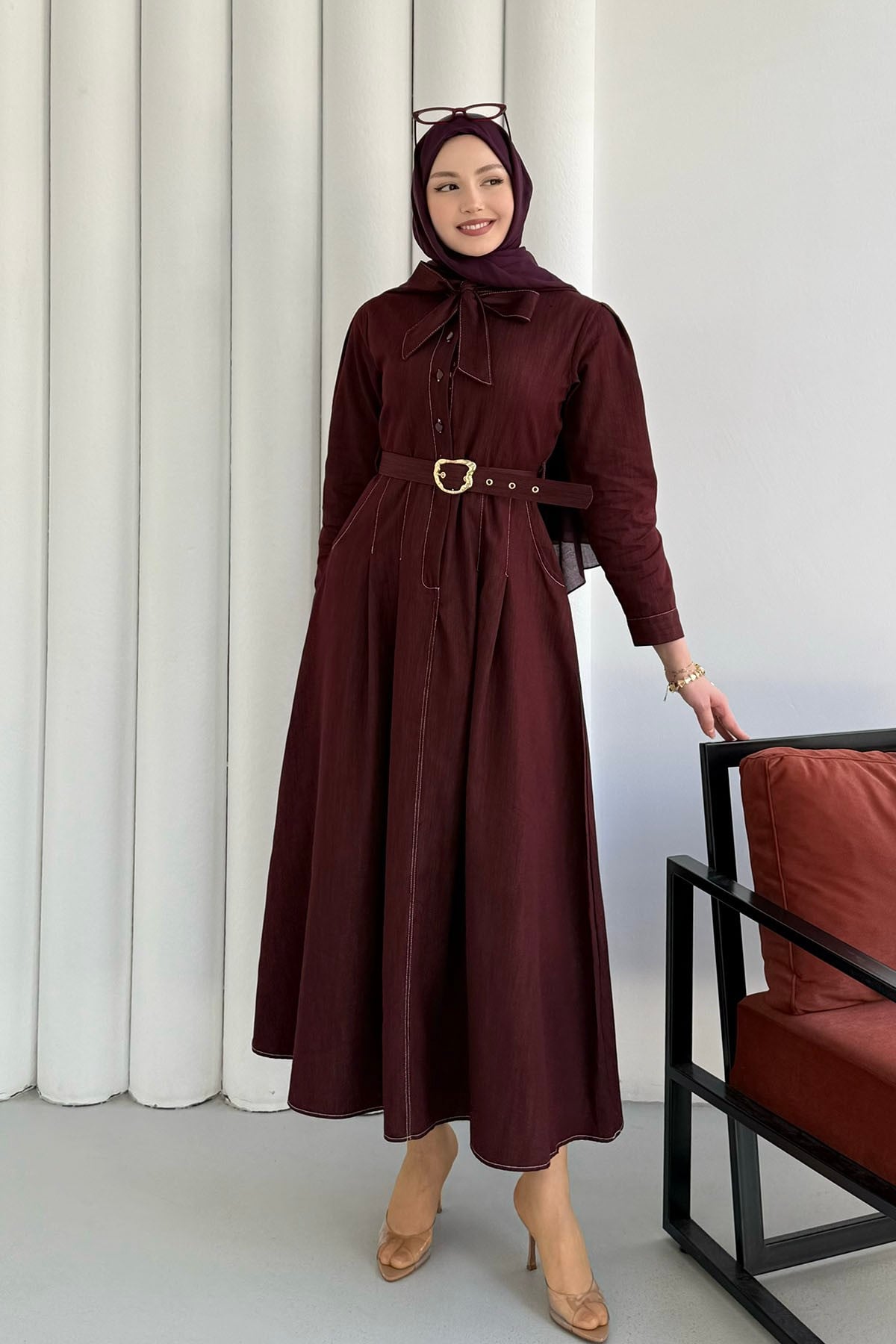 Cepli Kendinden Fularlı Denim Tesettür Elbise-BORDO