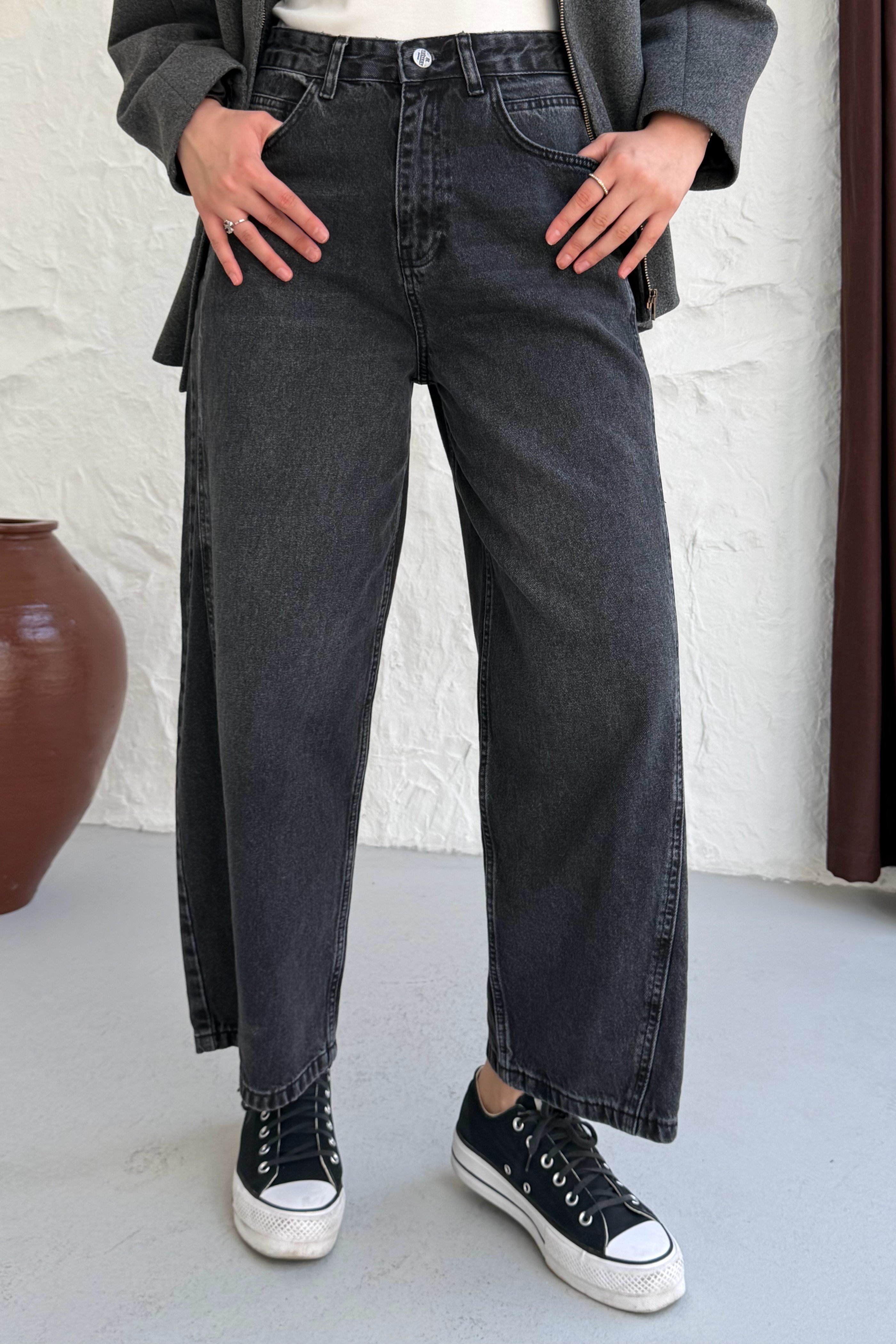 Çift Dikiş Geçişli Barrel Jean Pantolon-SİYAH