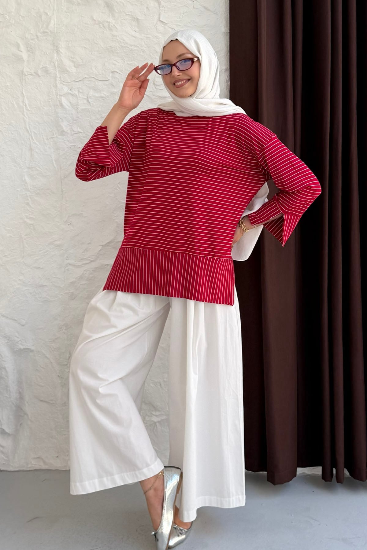 Çizgili Bisiklet Yaka Oversize Sweatshirt-KIRMIZI