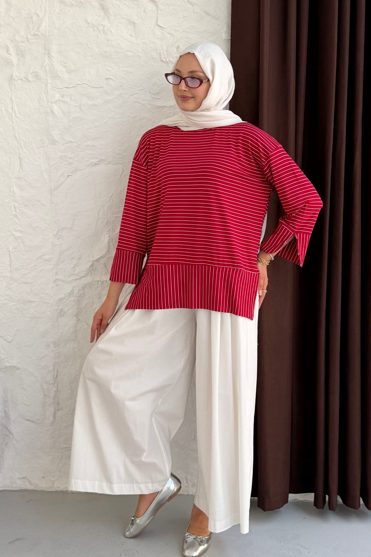 Çizgili Bisiklet Yaka Oversize Sweatshirt-KIRMIZI
