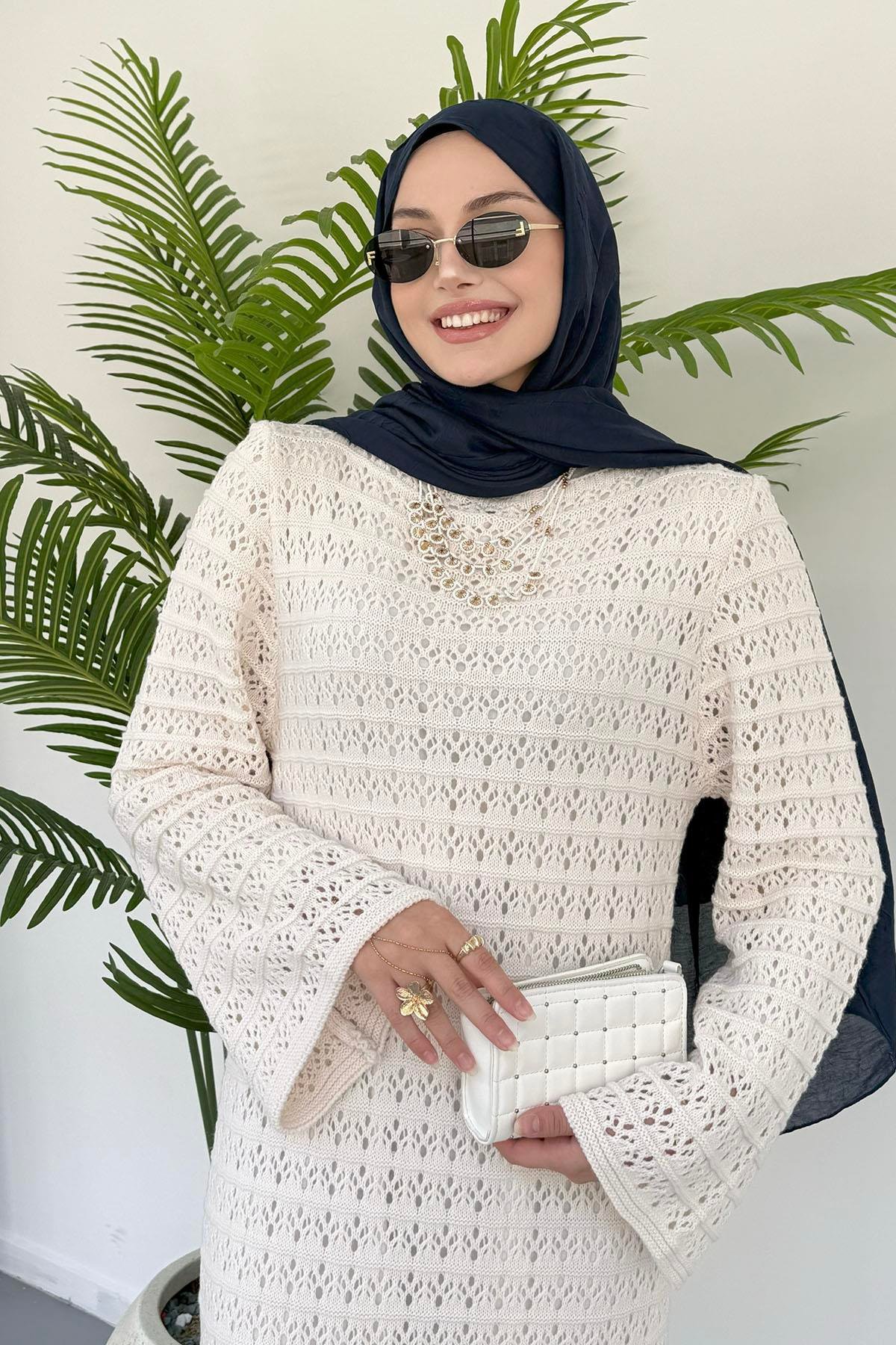 Eliza Doğal Dantel Tesettür Elbise-BEJ