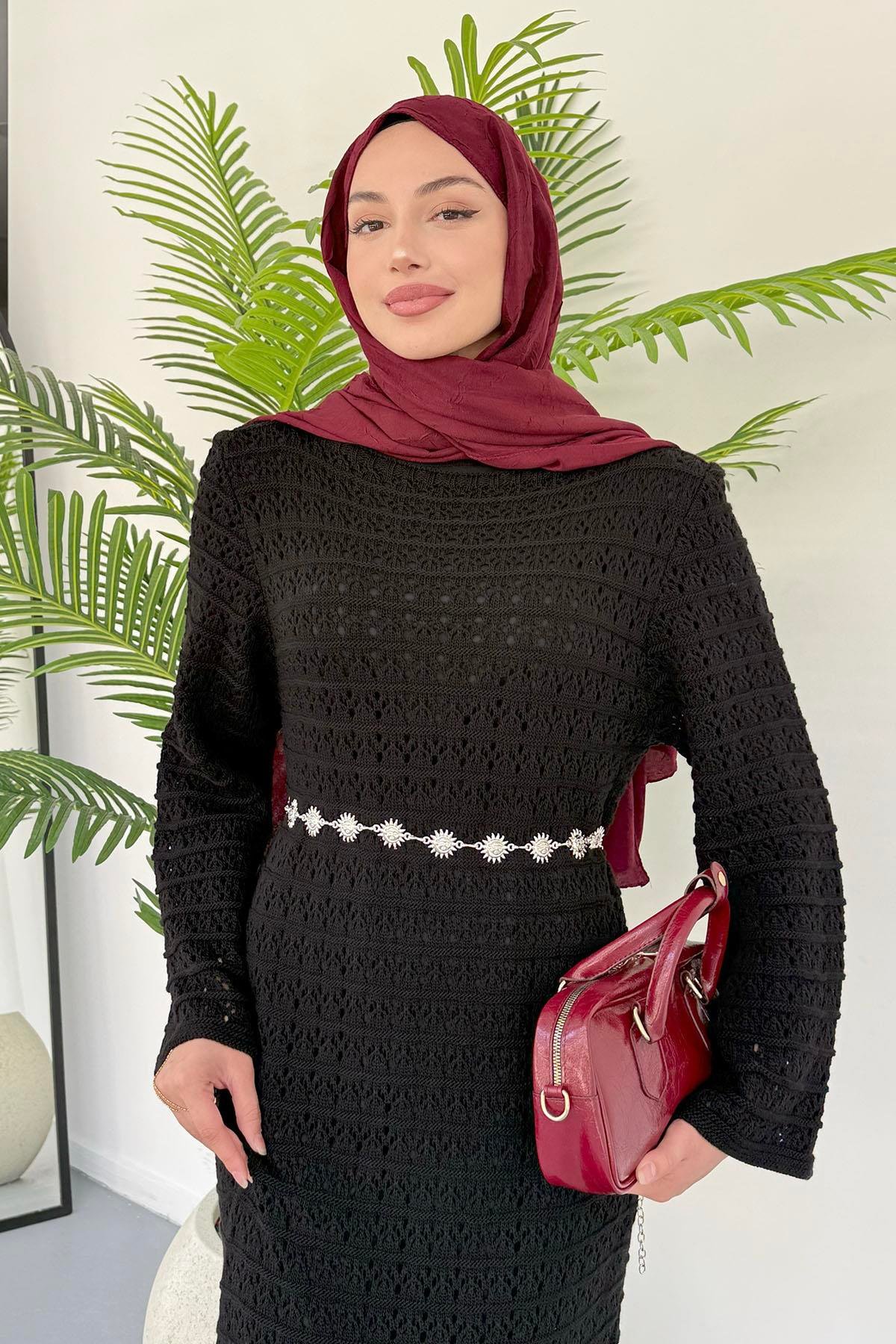 Eliza Doğal Dantel Tesettür Elbise-SİYAH