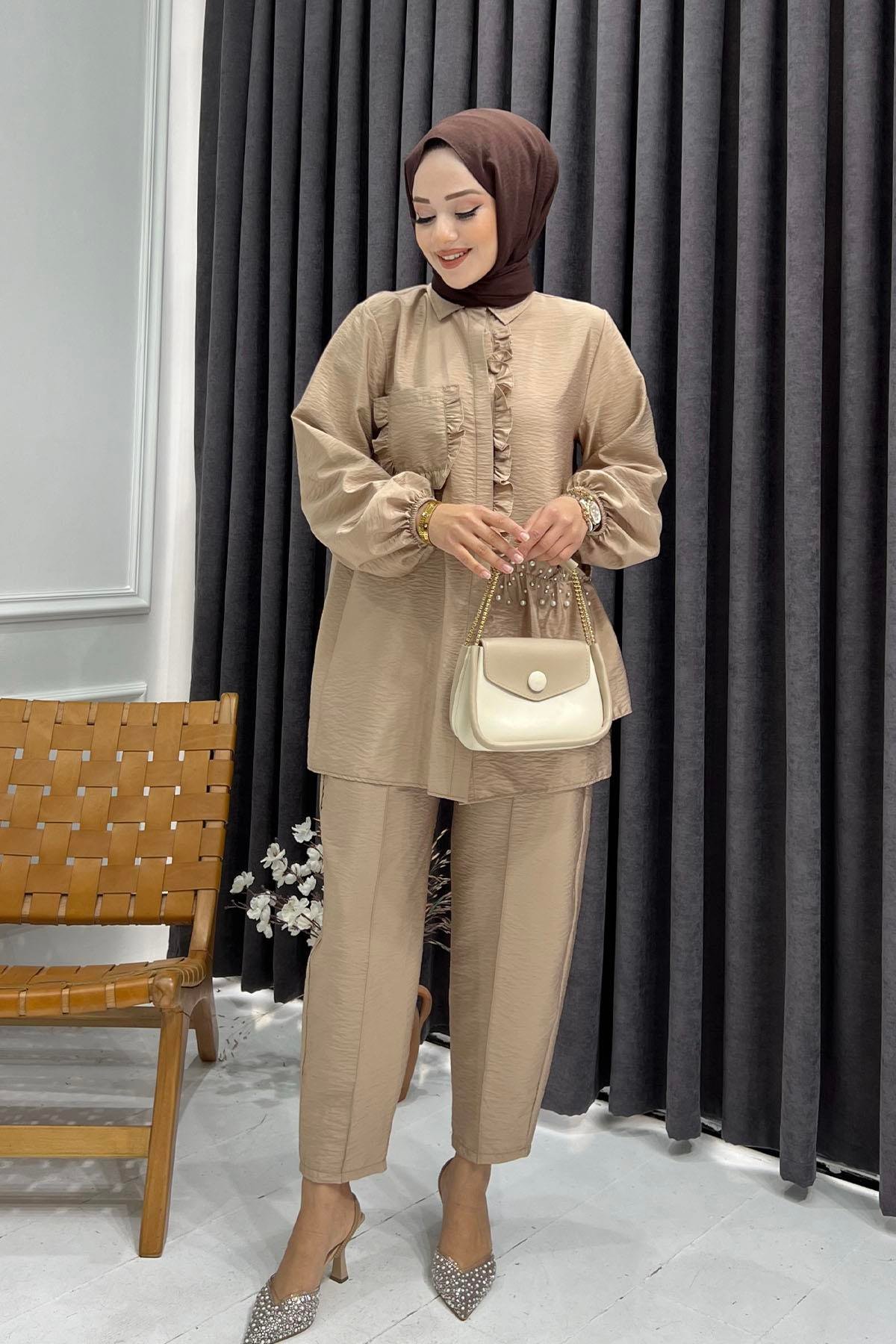 Fırfırlı İnci Detaylı Tesettür Takım-CAMEL