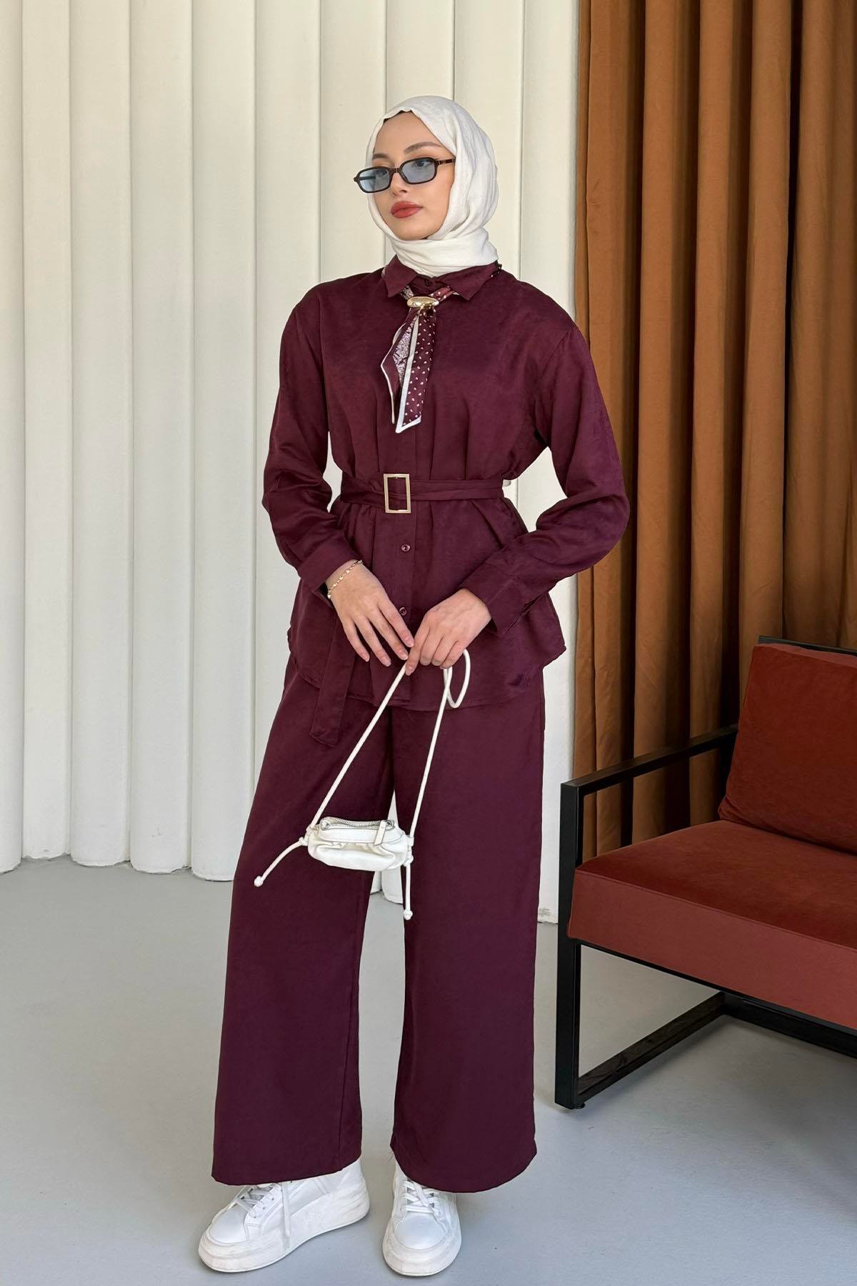 Fular Detaylı Süet Kumaş Gömlek Pantolon Tesettür Takım-BORDO