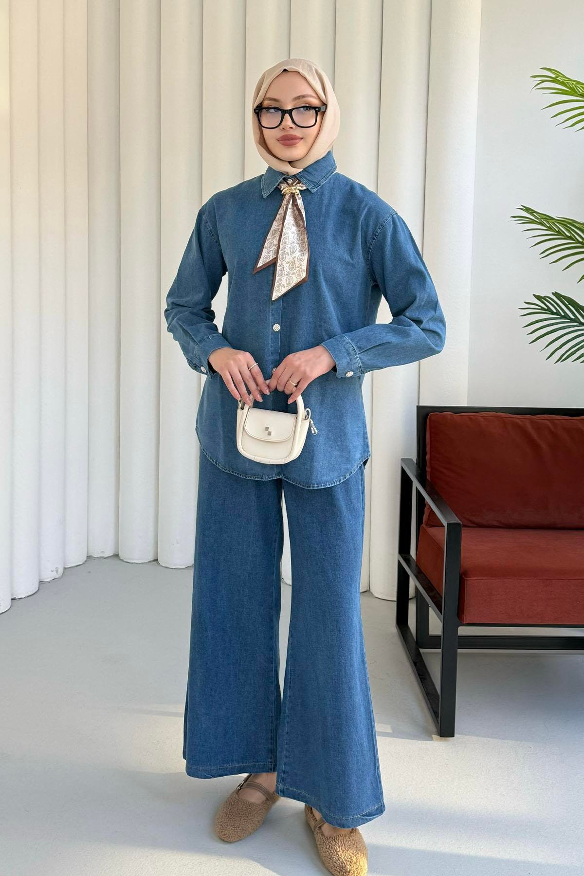 Fularlı Düğme Detaylı Denim Tesettür Takım-MAVİ