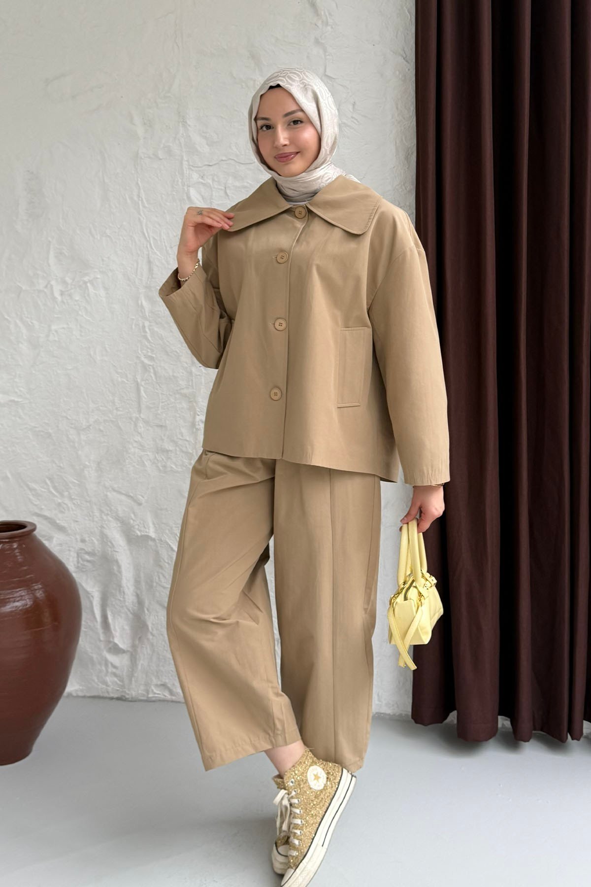 Geniş Bebe Yaka Ceketli Pantolonlu Tesettür Takım-CAMEL