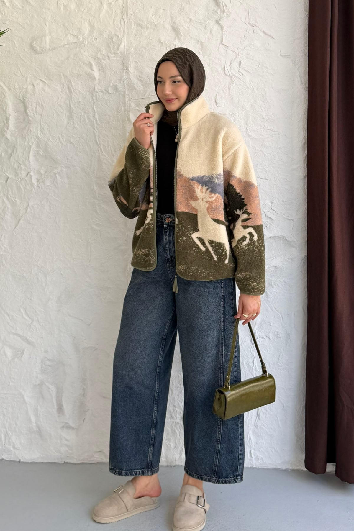 Geyik Desenli Fermuarlı Polar Sweatshirt-EKRU