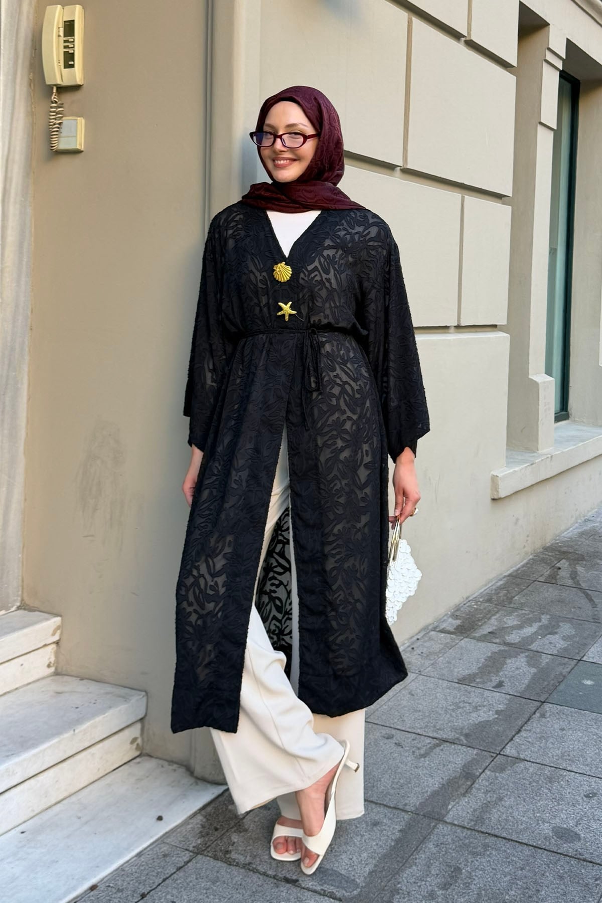 Gold Düğmeli Kumaş Kendinden Desenli Kimono-SİYAH