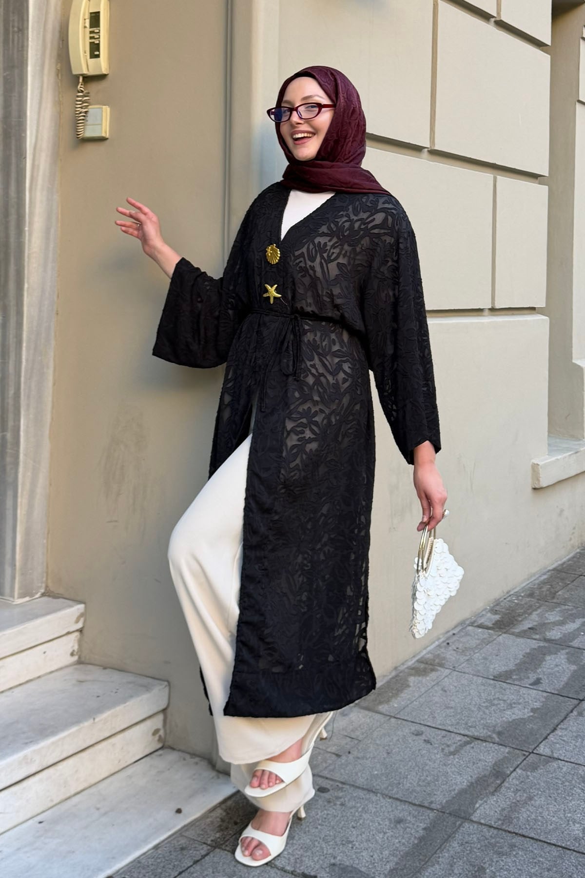 Gold Düğmeli Kumaş Kendinden Desenli Kimono-SİYAH