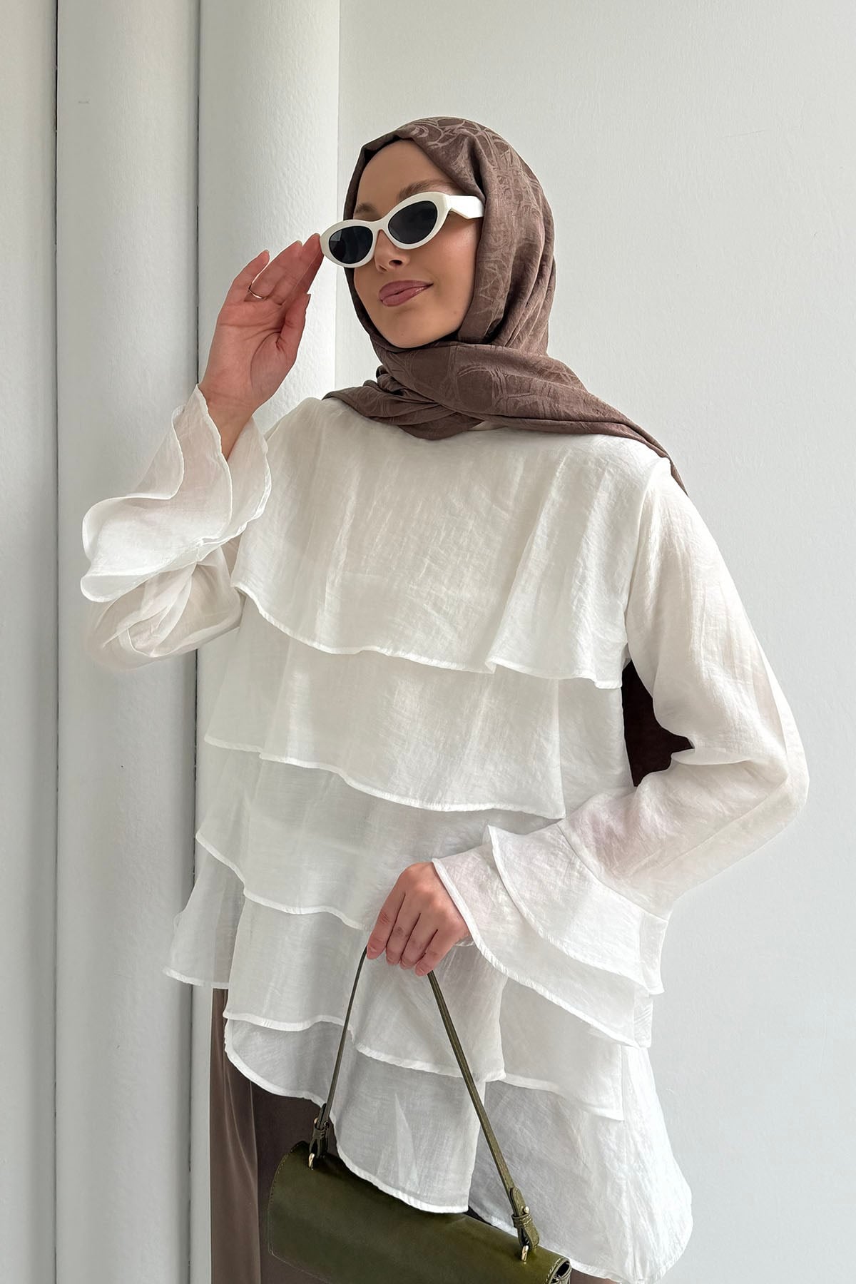 Katlı Volan Detaylı Bluz-BEYAZ