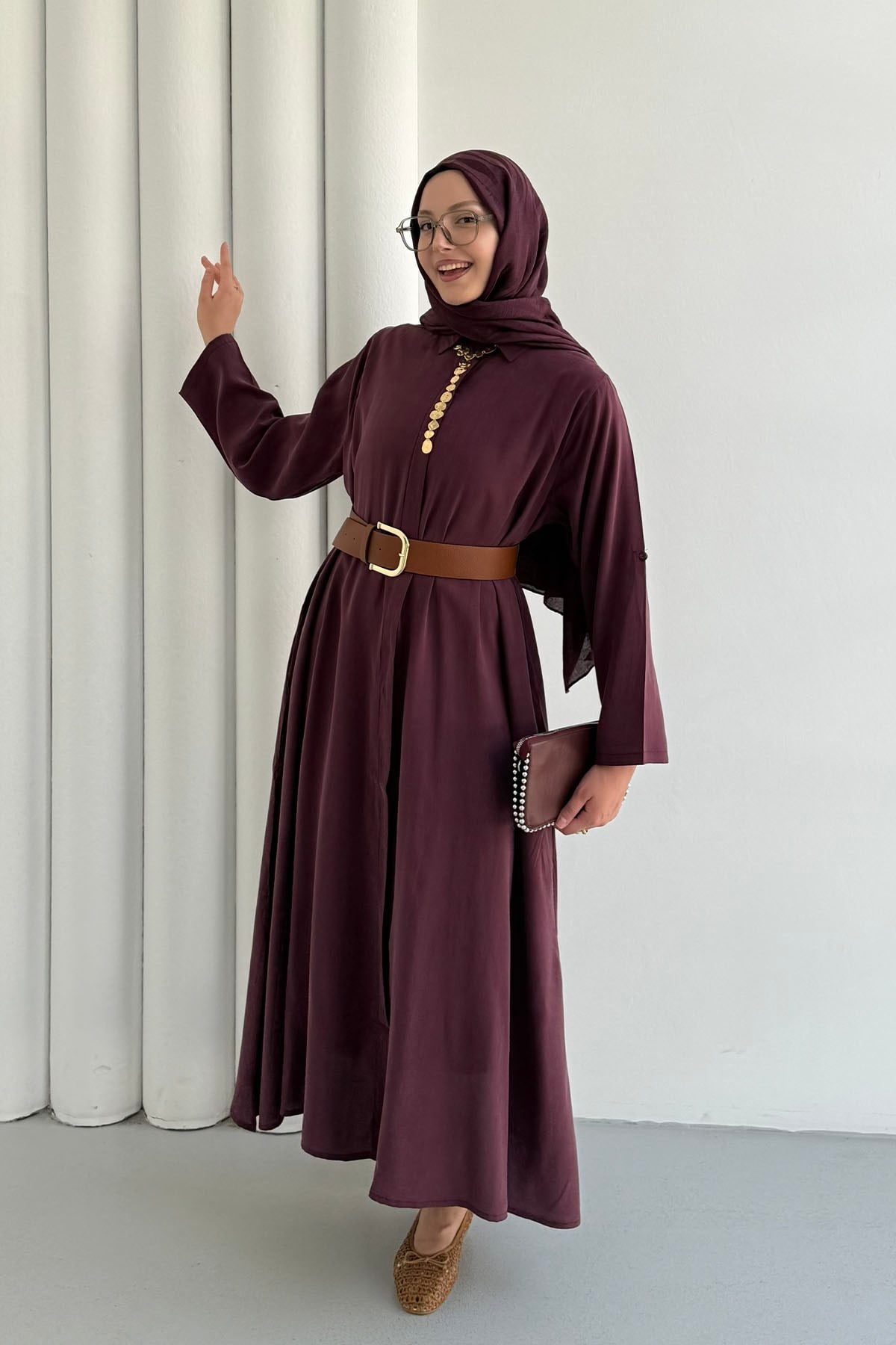 Kemer Detaylı Ara Boy Tesettür Elbise-BORDO
