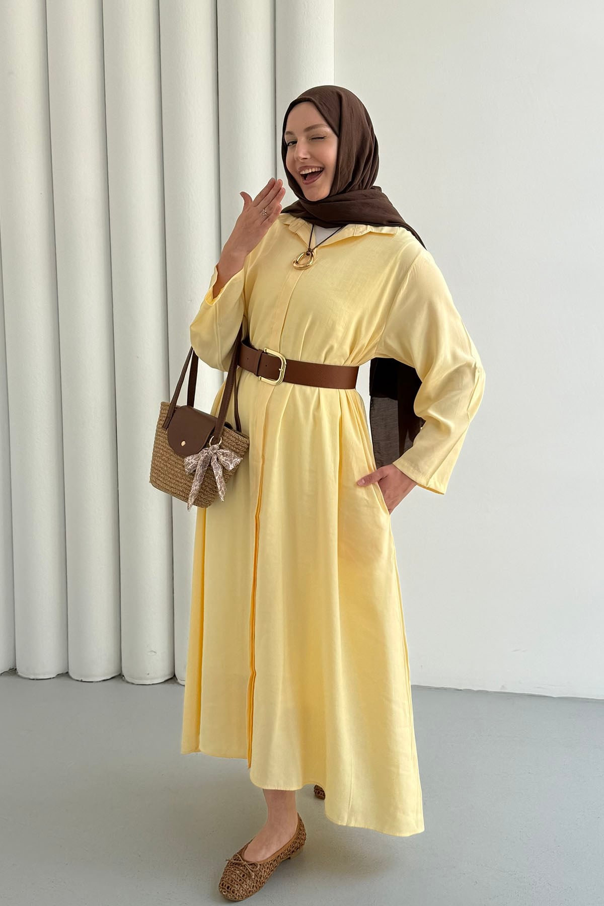 Kemer Detaylı Ara Boy Tesettür Elbise-SARI