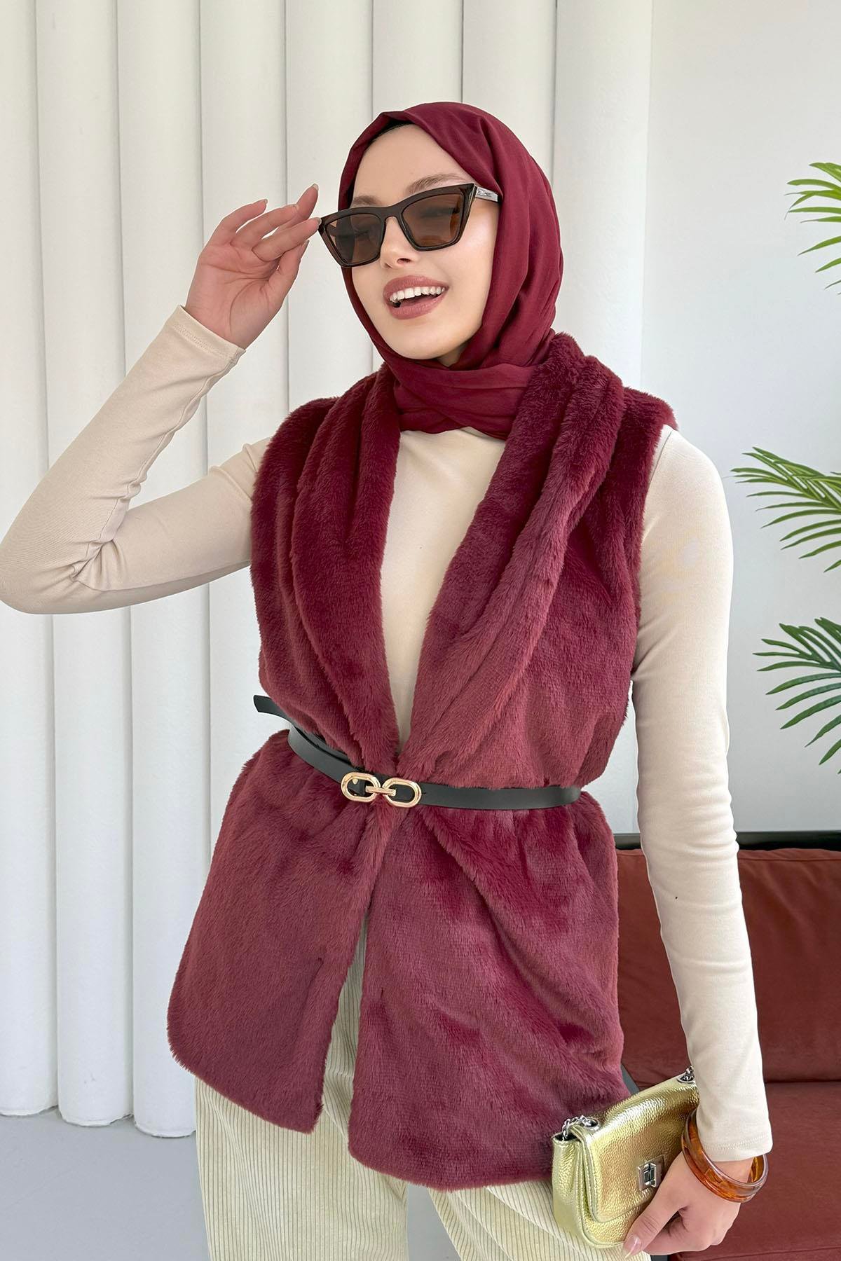 Kemer Detaylı Kürk Yelek-BORDO
