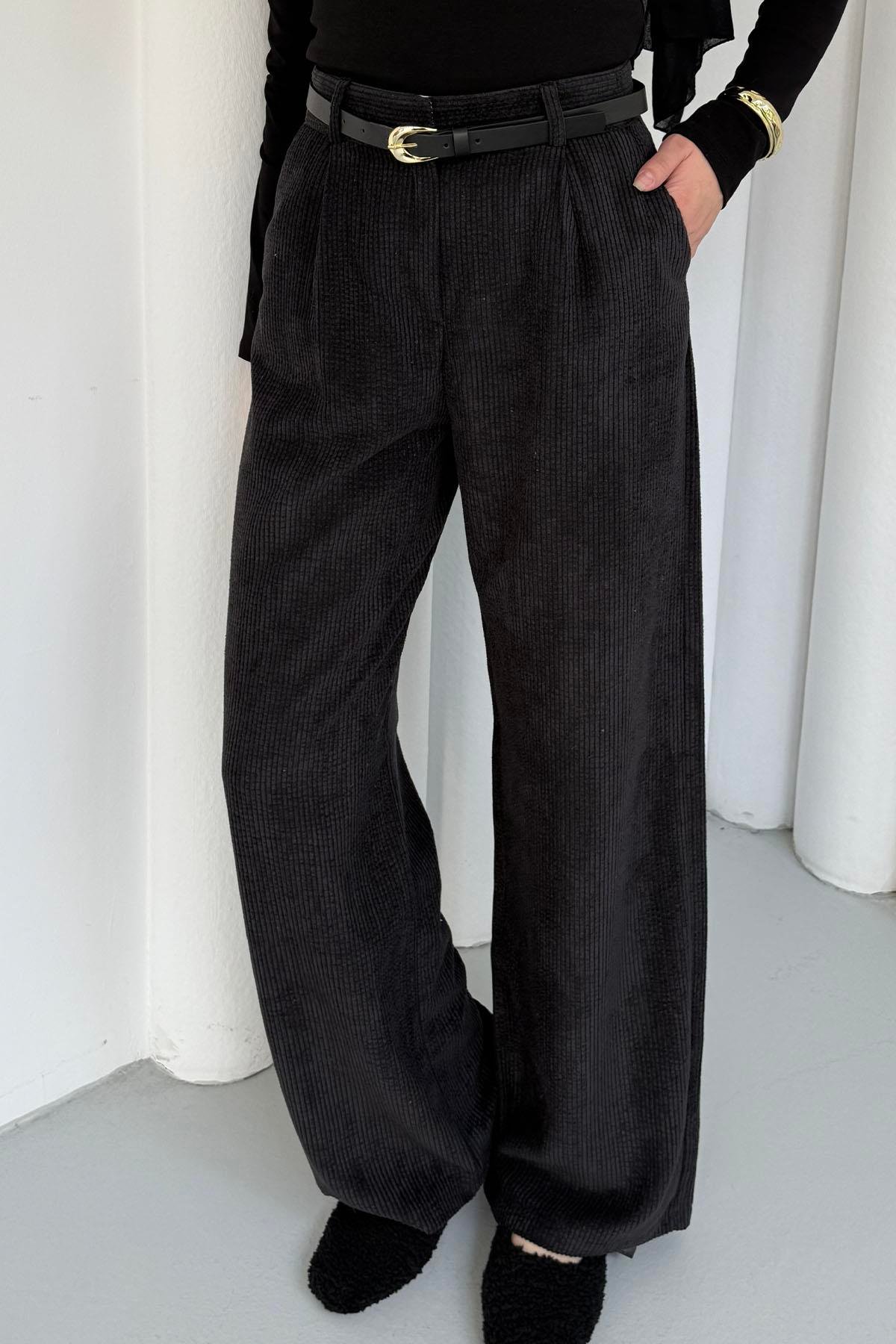 Kemerli Fitilli Kadife Bol Paça Pantolon-SİYAH