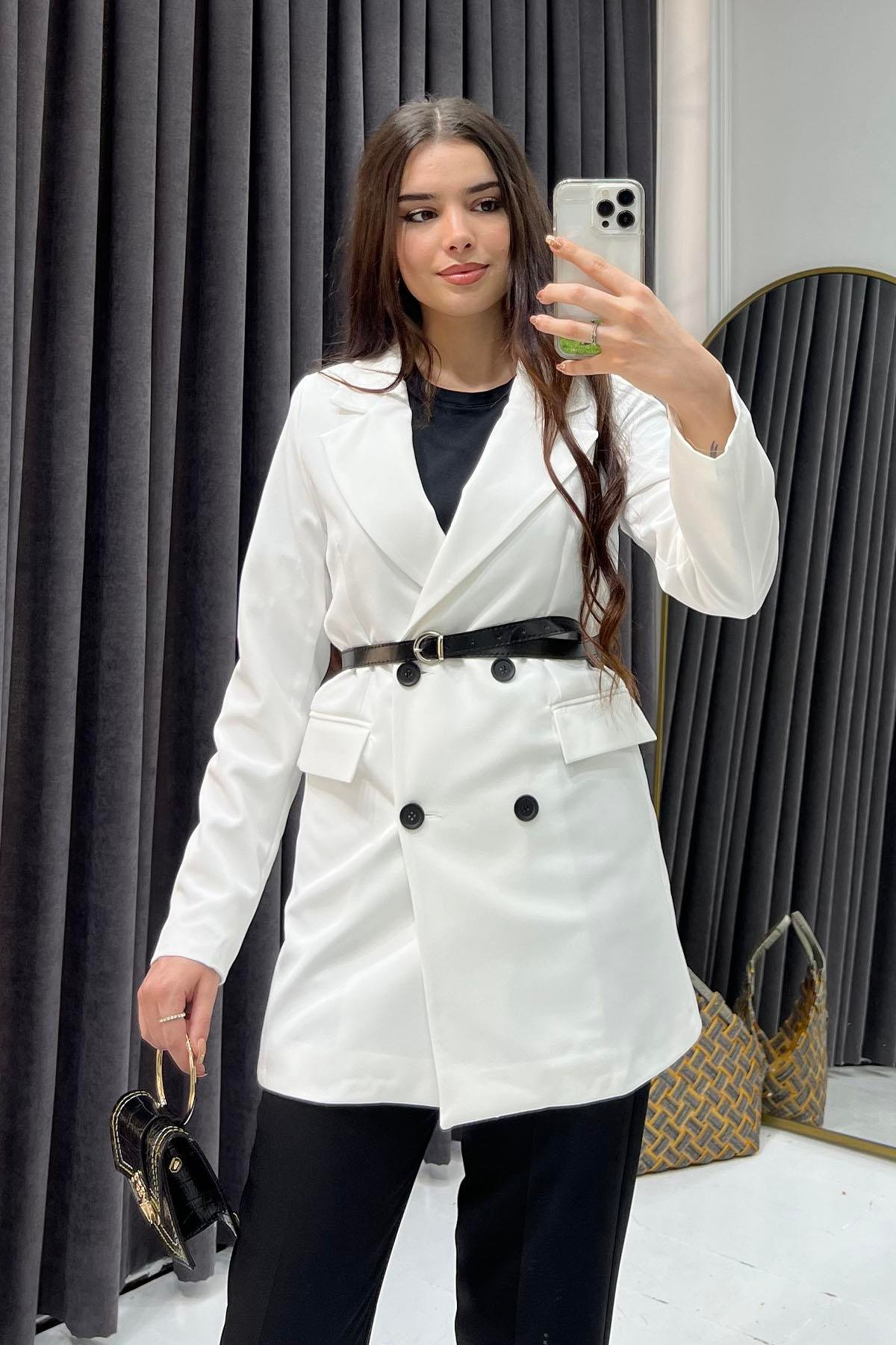 Kemerli Kruvaze Yaka Blazer Ceket-EKRU