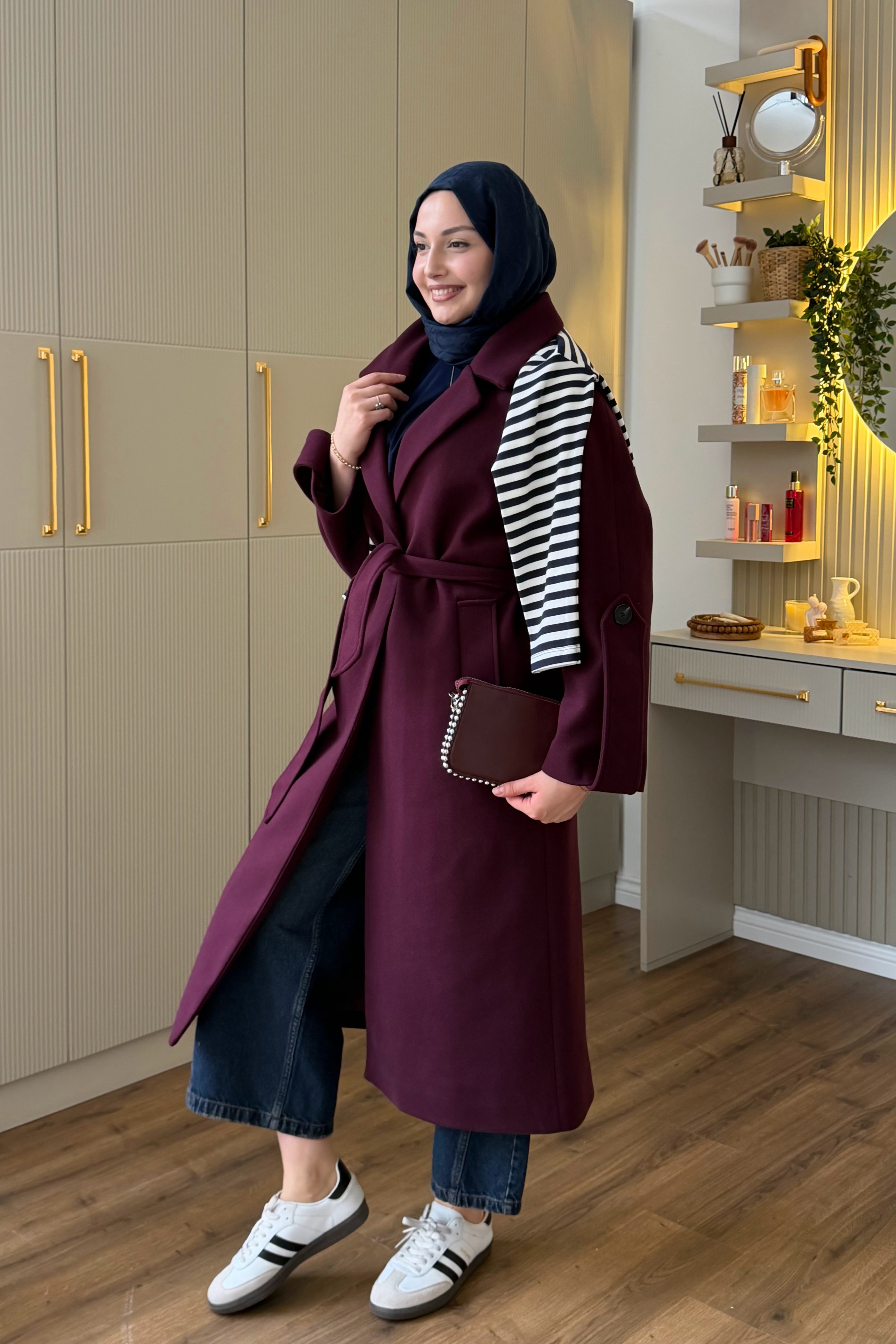 Kolları Apoletli Beli Kuşaklı Astarlı Uzun Kaşe Kaban-BORDO