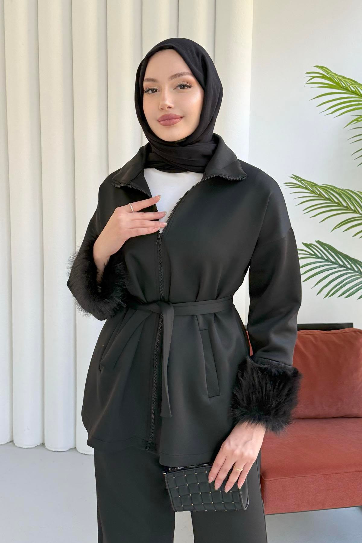 Kolları Kürk Detaylı Pantolonlu Tesettür Takım-SİYAH