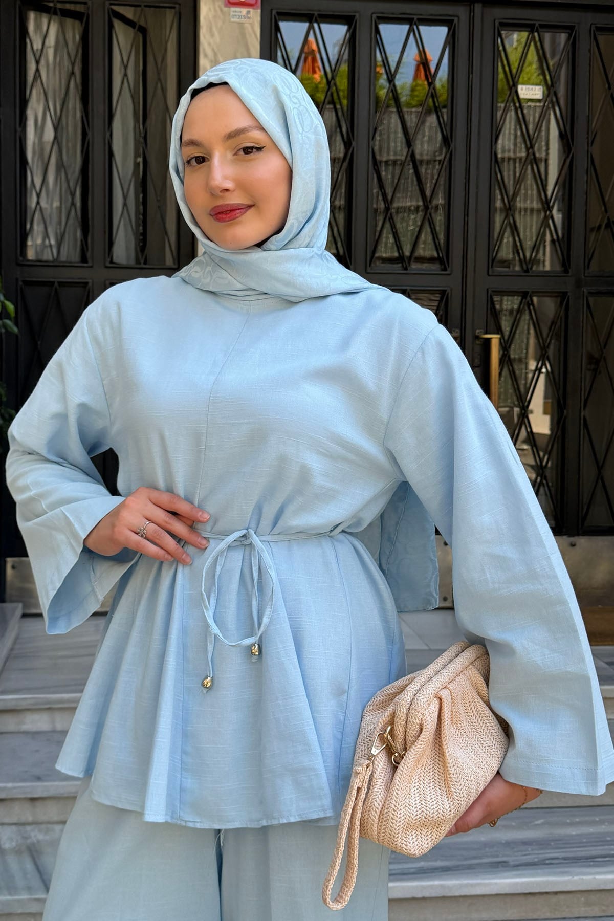 Kuşak Detaylı Godeli Keten Tunik Pantolon Tesettür Takım-BEBE MAVİ