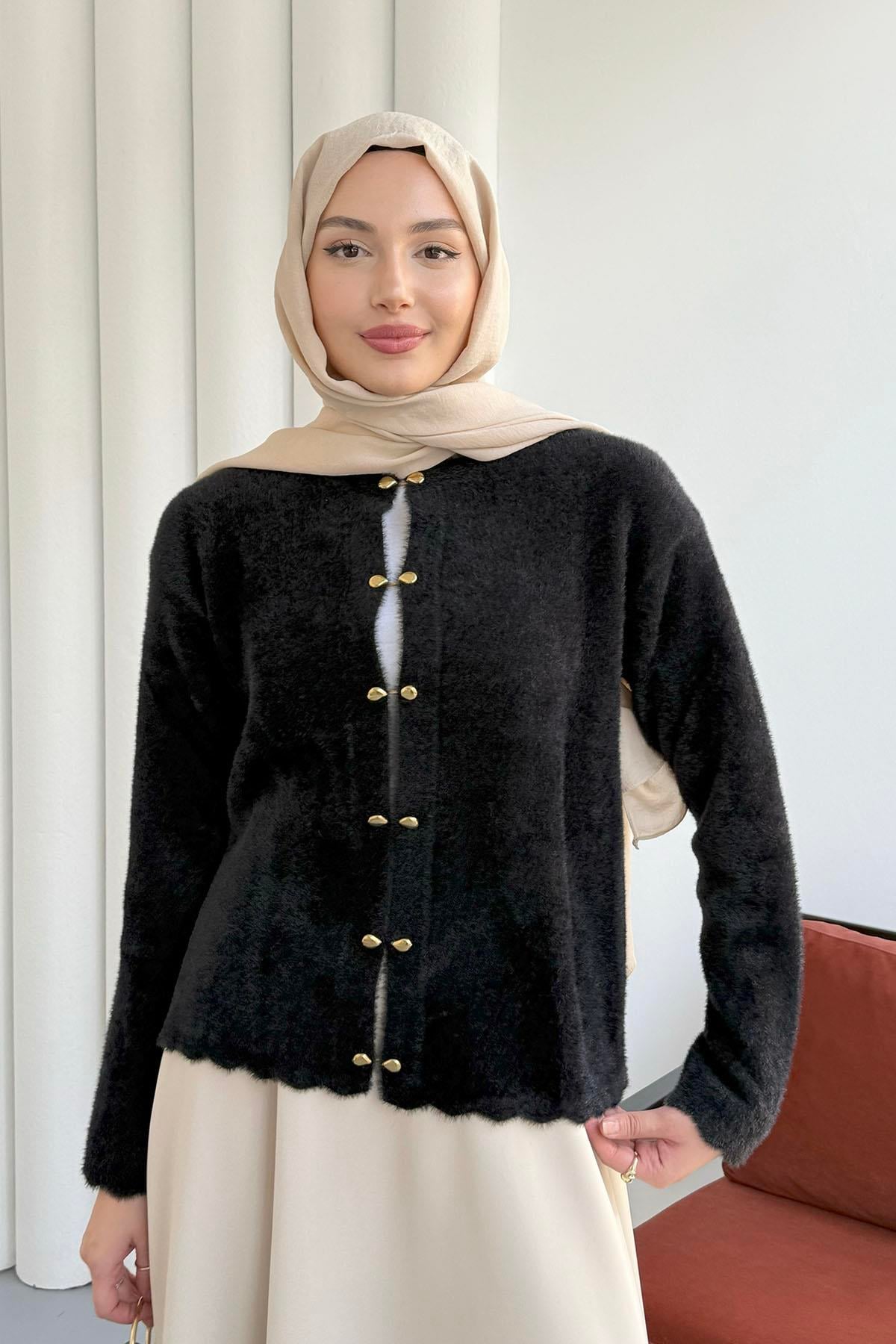 Minimal Gold Düğmeli Triko Hırka-SİYAH