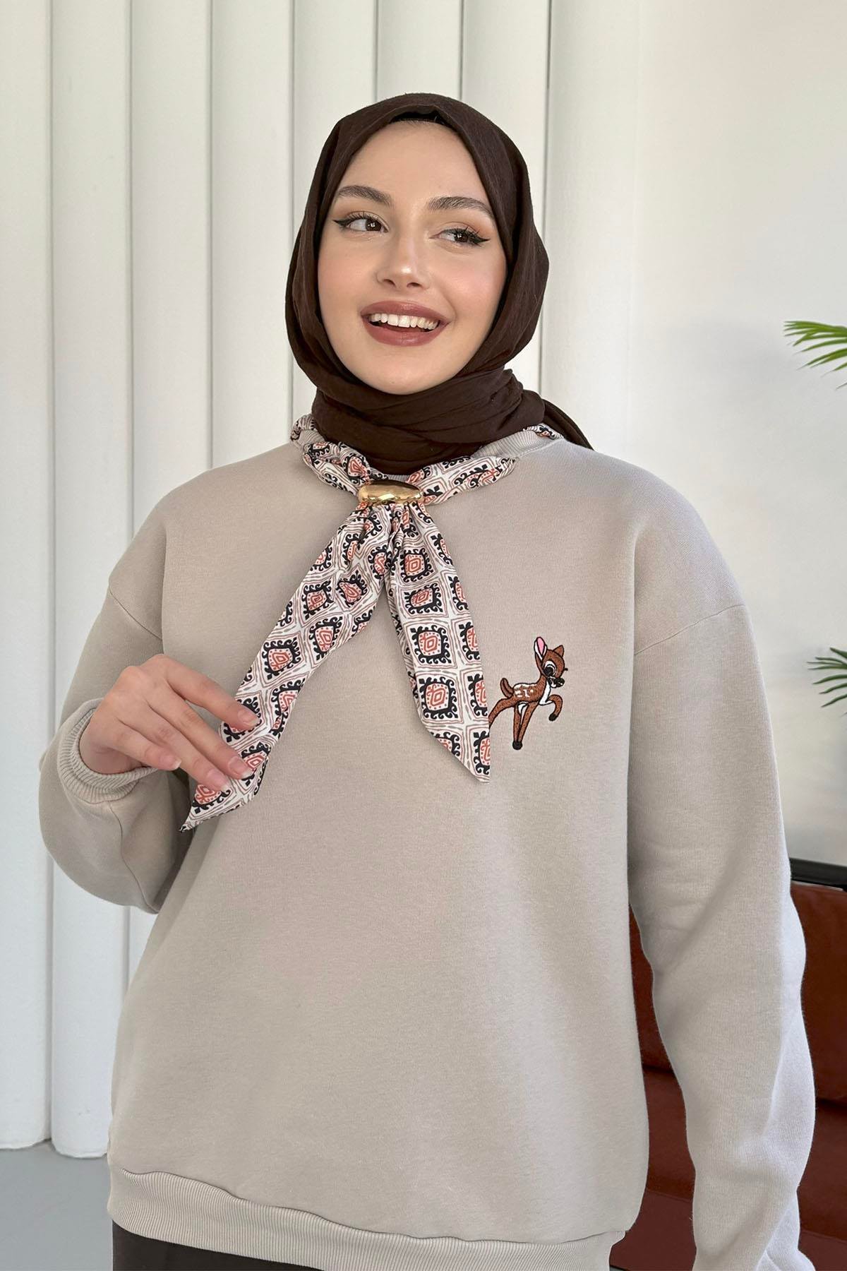 Nakışlı Fularlı Oversize Sweatshirt-TAŞ