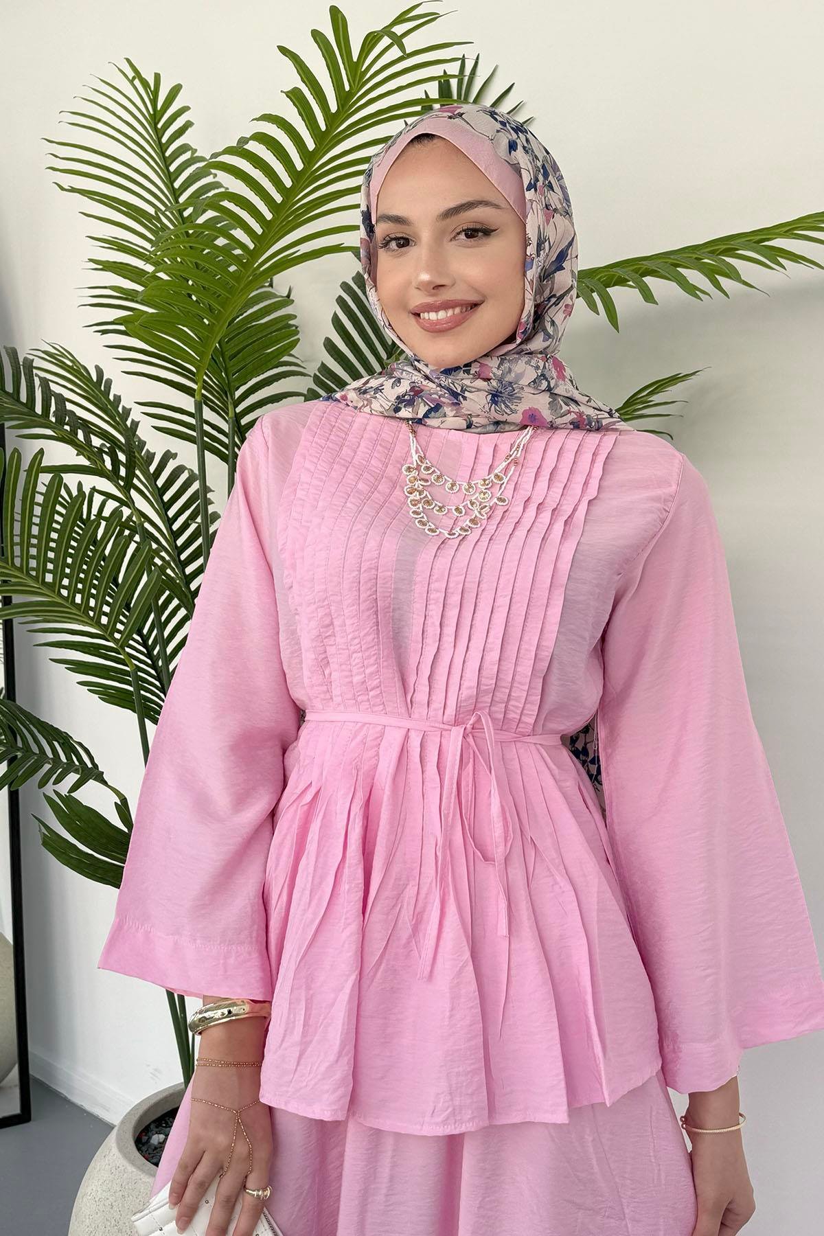 Nervül Dikişli Biye Kemerli Etekli Tesettür Takım-PEMBE