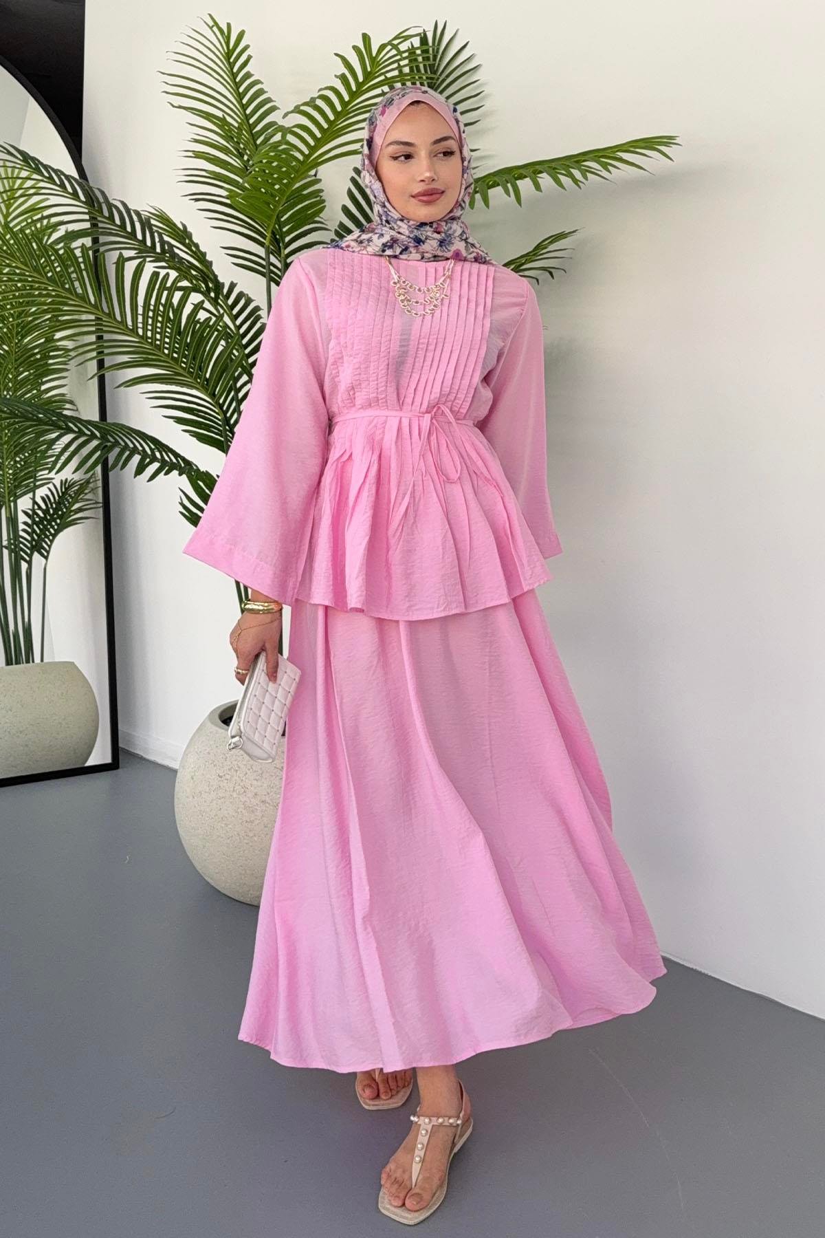 Nervül Dikişli Biye Kemerli Etekli Tesettür Takım-PEMBE