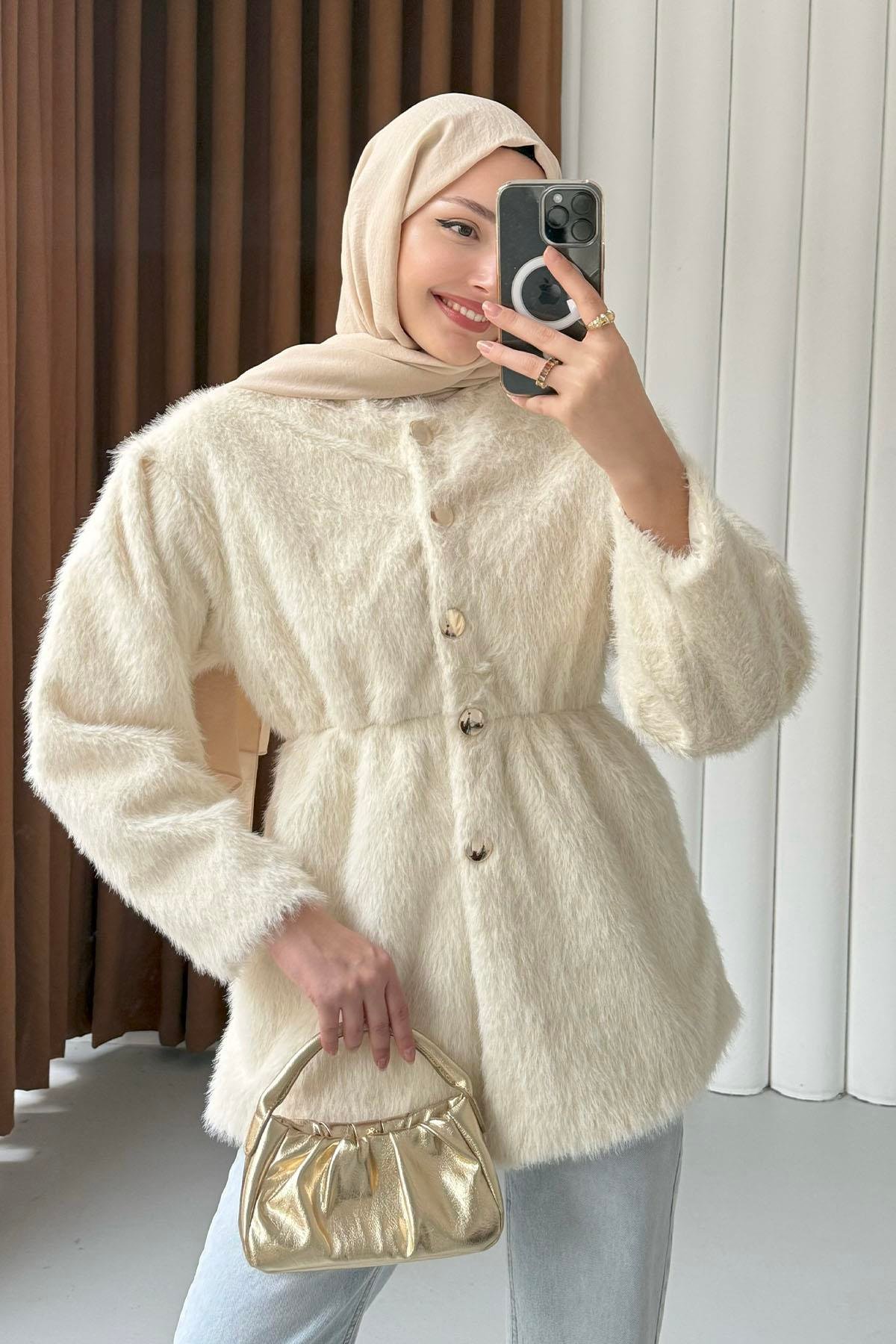 Önü Çıt Çıtlı Kürk Görünümlü Ceket-EKRU