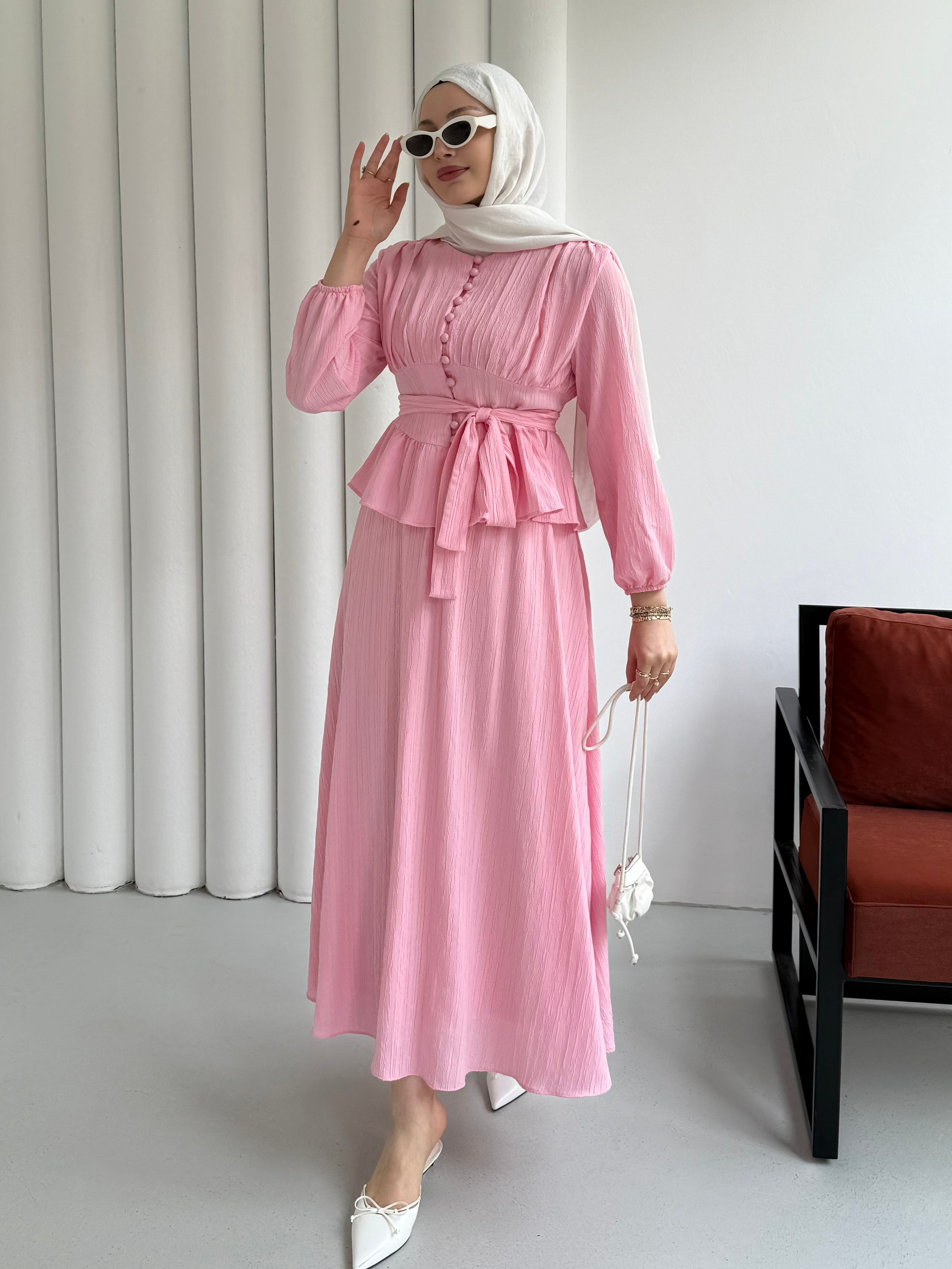 Önü Düğmeli Beli Pensli Etekli Tesettür İkili Takım-PEMBE
