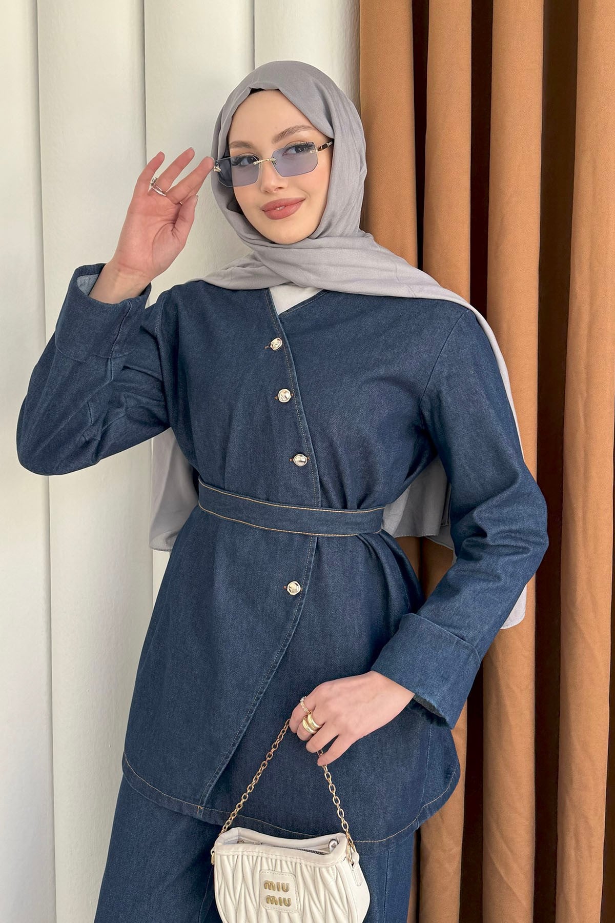 Önü Düğmeli Kuşaklı Denim Tesettür Takım-KOYU MAVİ