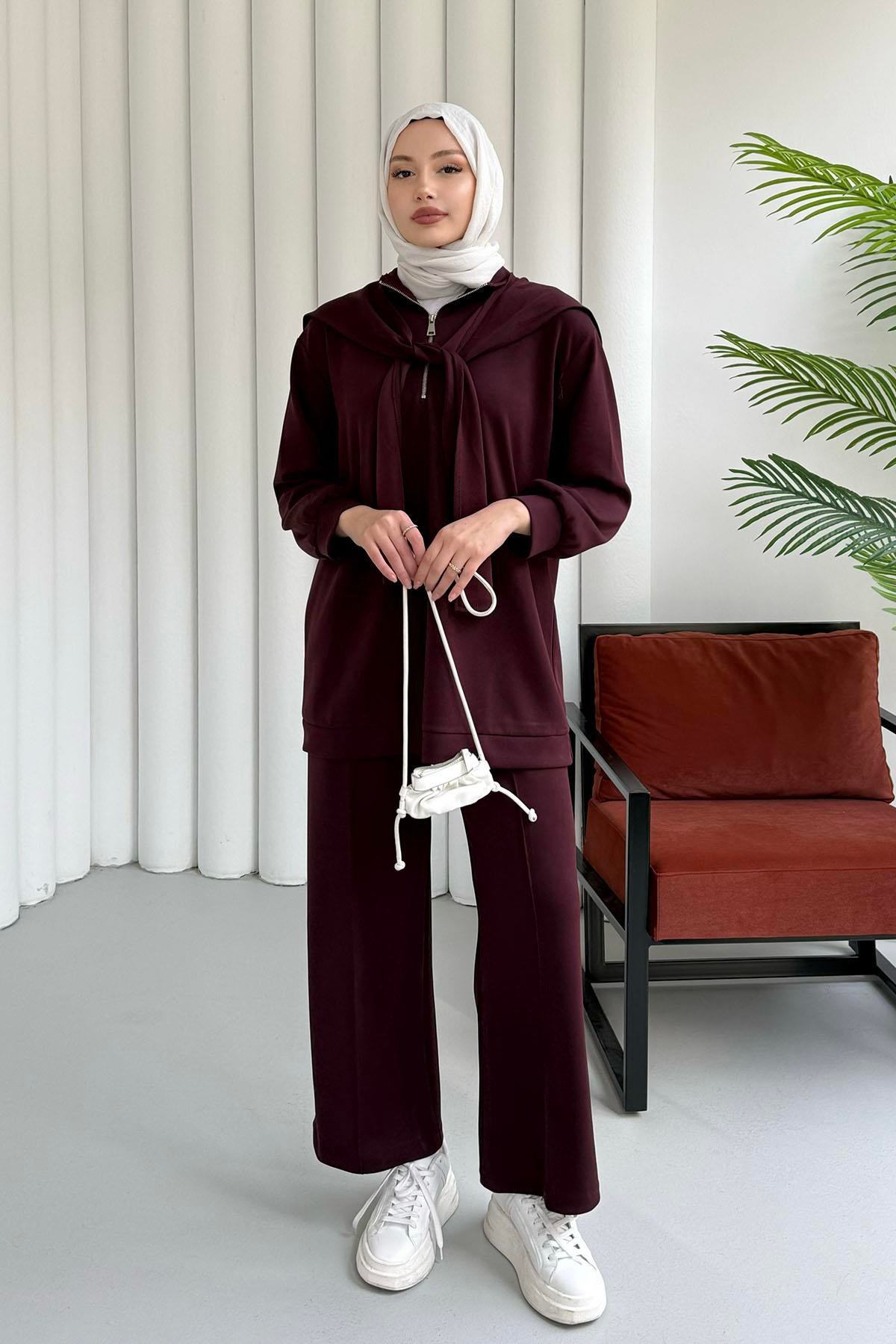 Önü Yarım Fermuarlı Fularlı Pantolonlu Tesettür Takım-BORDO