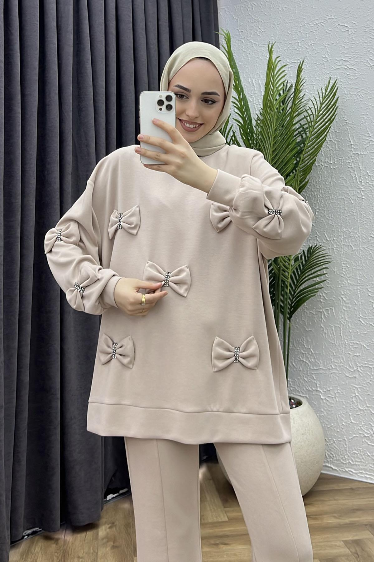 Pantolonu Yırtmaçlı Fiyonuklu Tesettür Takım-TAŞ