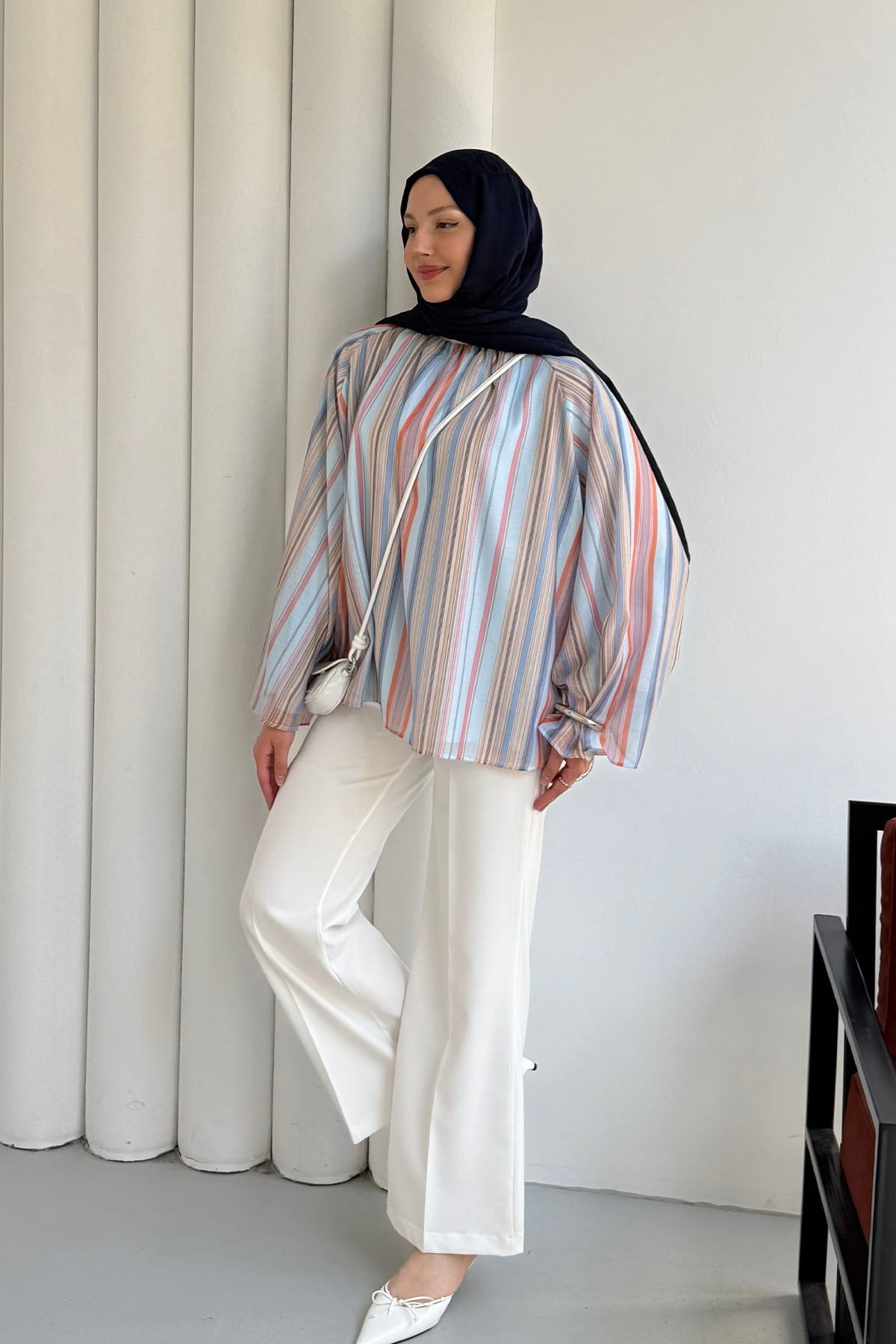 Pastel Çizgi Desenli Rahat Kesim Gömlek-MAVİ