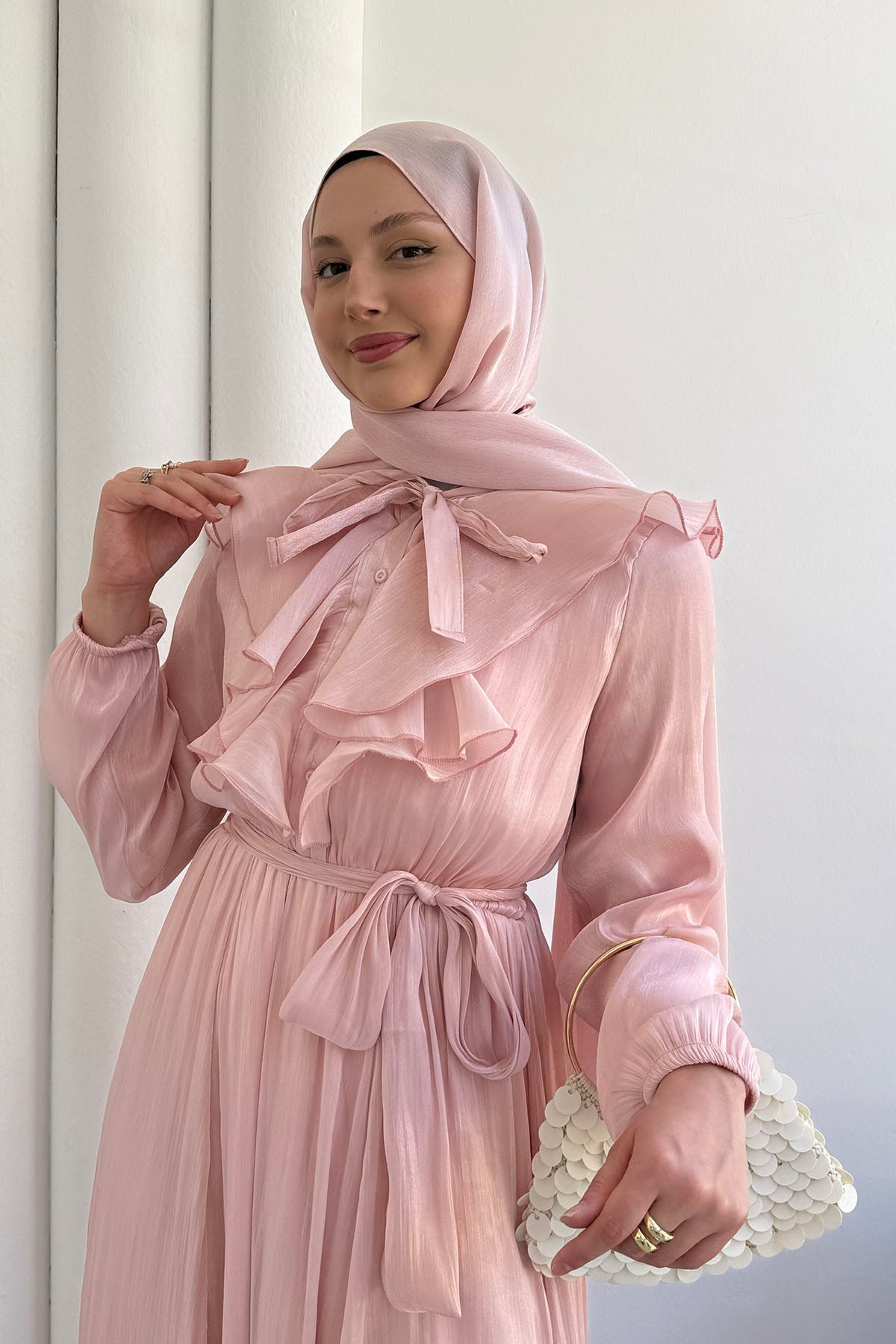 Premium Janjan Kumaş Yarım Düğmeli Tesettür Elbise-PEMBE
