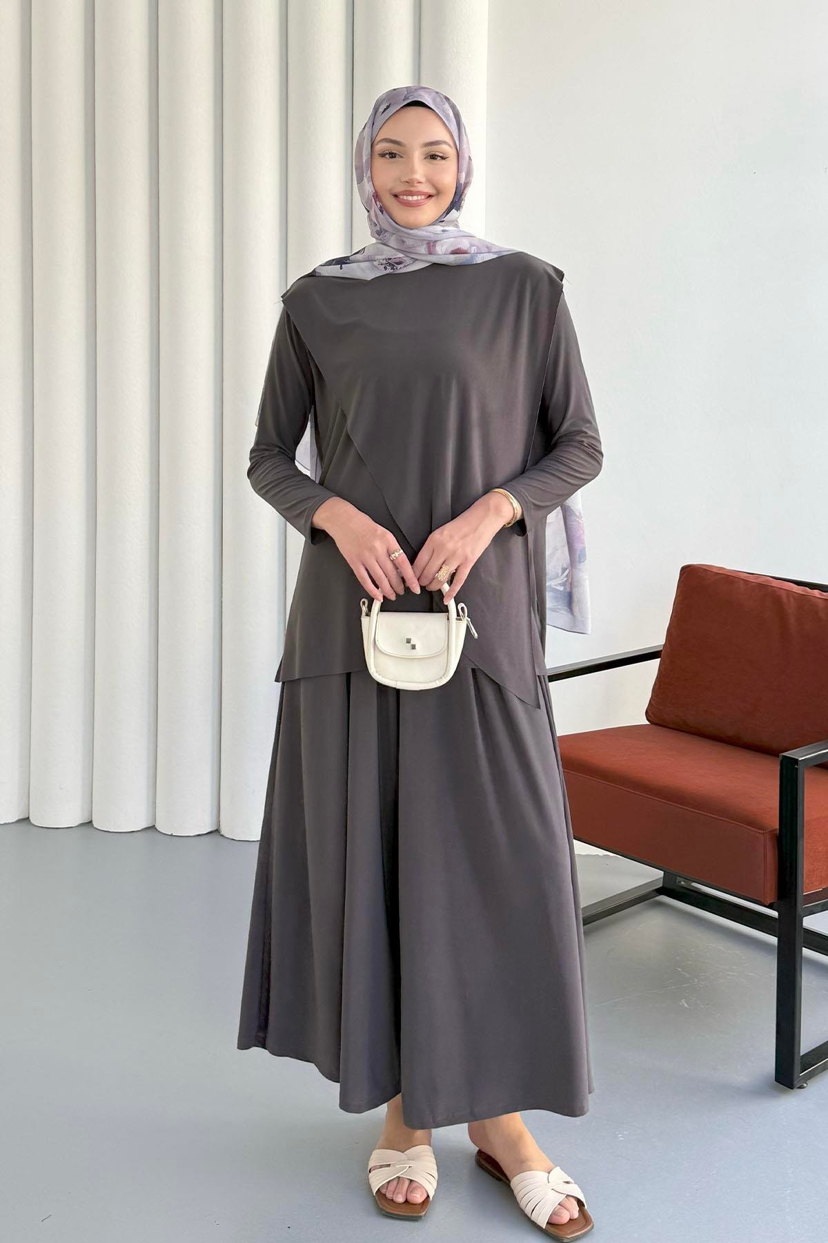 Sandy Kumaş Asimetrik Pantolonlu Tesettür Takım-ANTRASİT