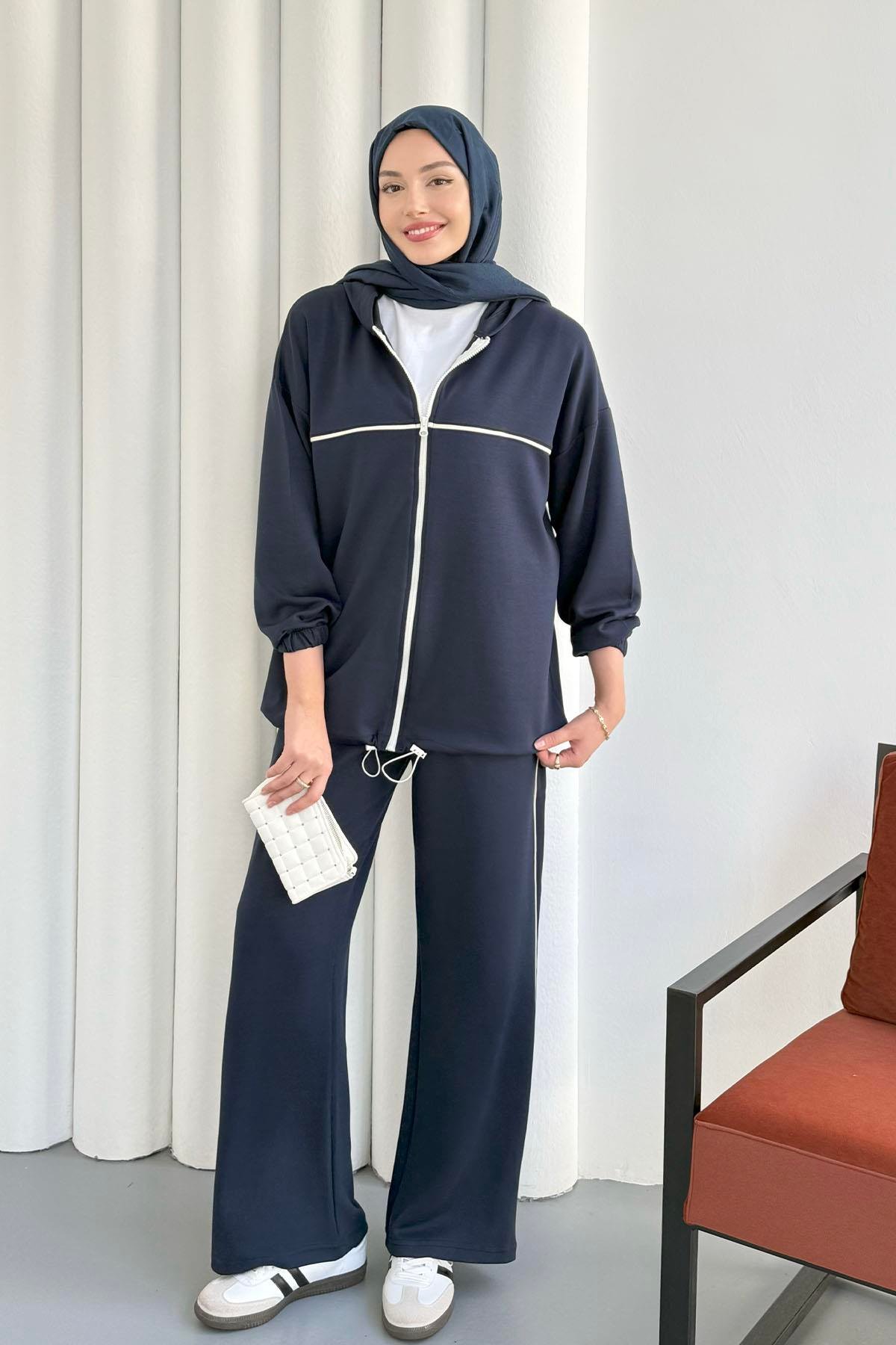 Şerit Detaylı Kapüşonlu Tesettür Takım-LACİVERT