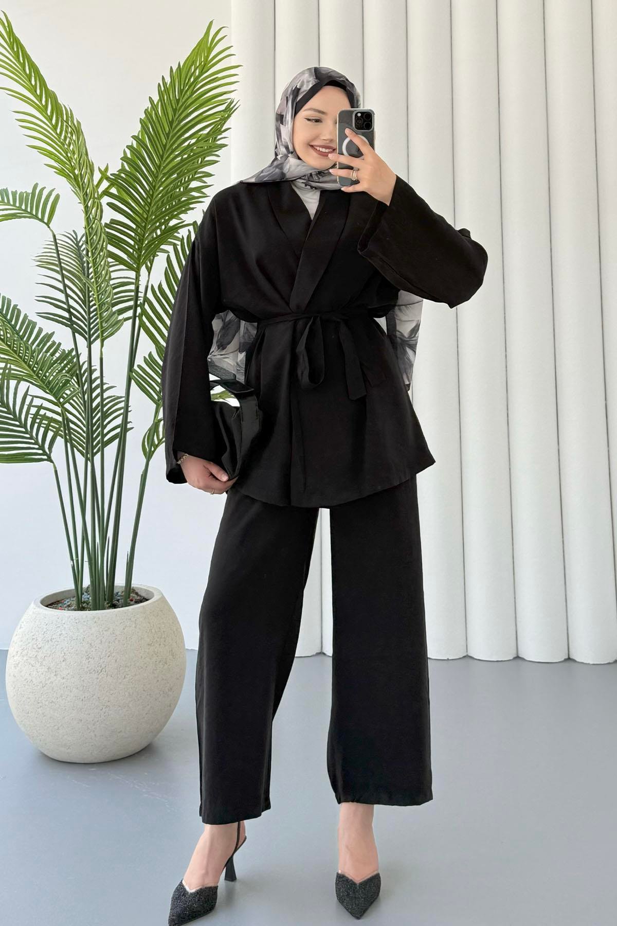 Seyyar Kuşaklı Kimono Pantolonlu Tesettür Takım-SİYAH