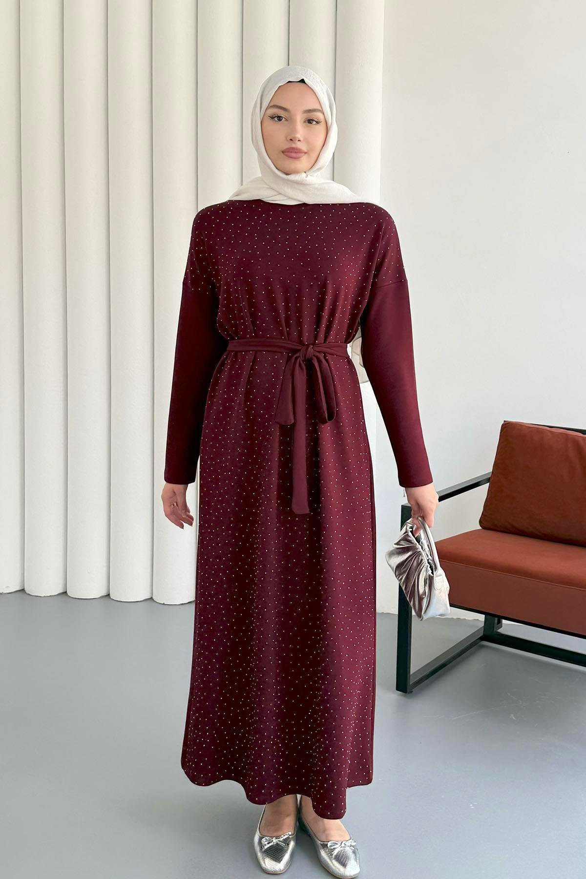 Seyyar Kuşaklı Önü Taşlı Oysho Tesettür Elbise-BORDO