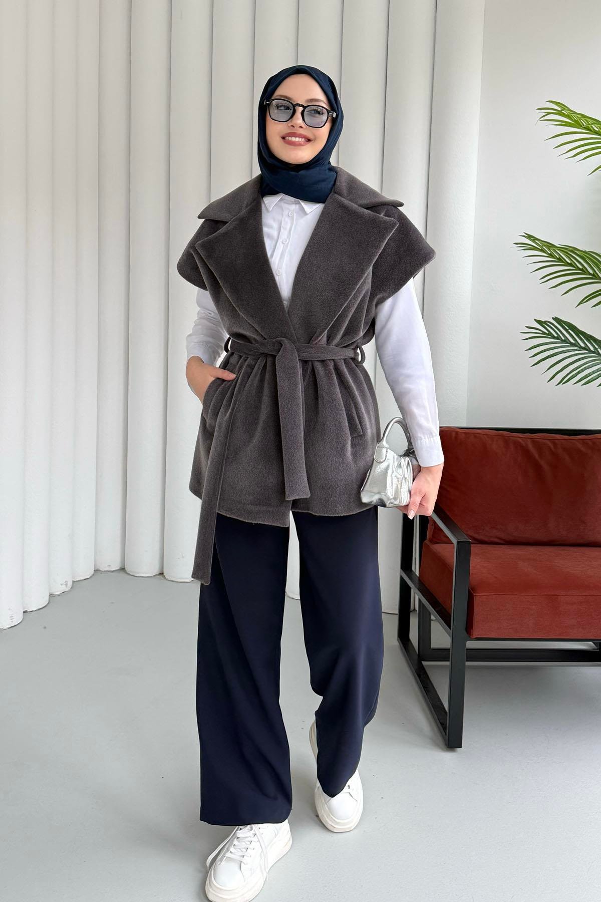 Tay Tüylü Seyyar Kuşaklı Astarlı Yelek-FÜME