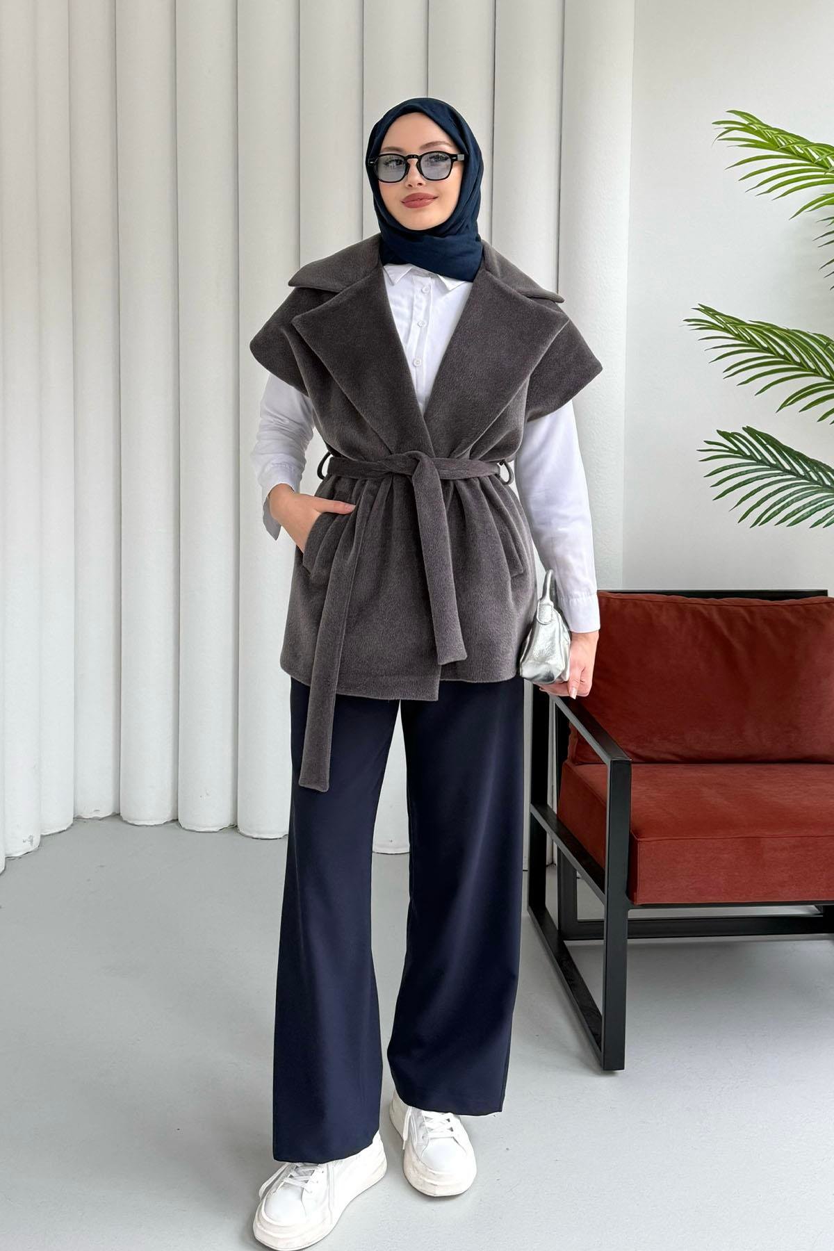 Tay Tüylü Seyyar Kuşaklı Astarlı Yelek-FÜME