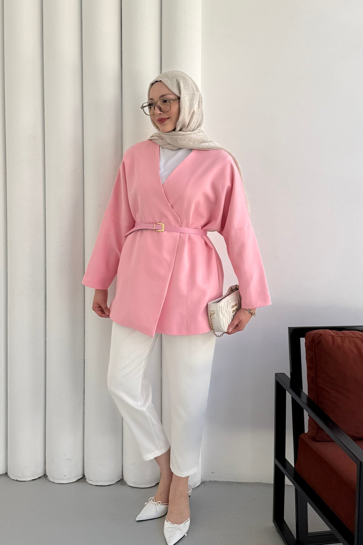 Yakasız Kemer Detaylı Ceket-PEMBE