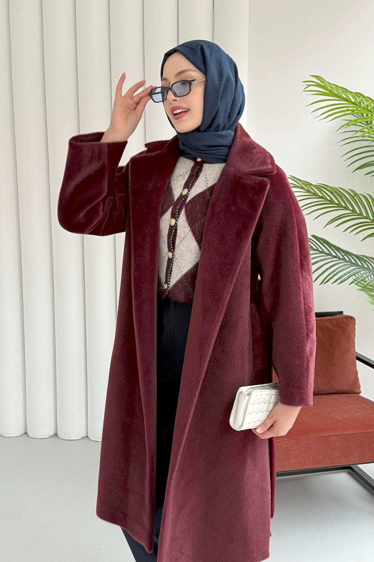 Yandan Yırtmaçlı Kuşaklı Kürk Kaban-BORDO