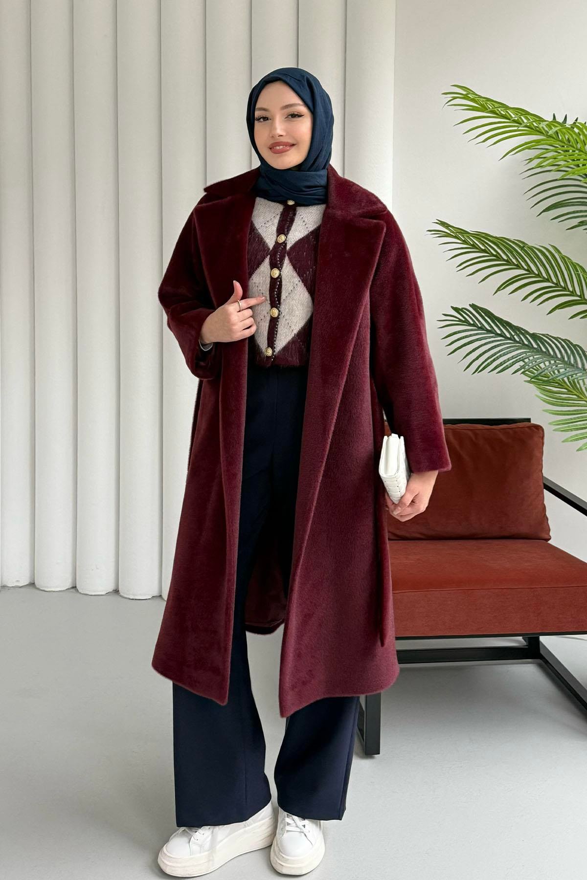 Yandan Yırtmaçlı Kuşaklı Kürk Kaban-BORDO