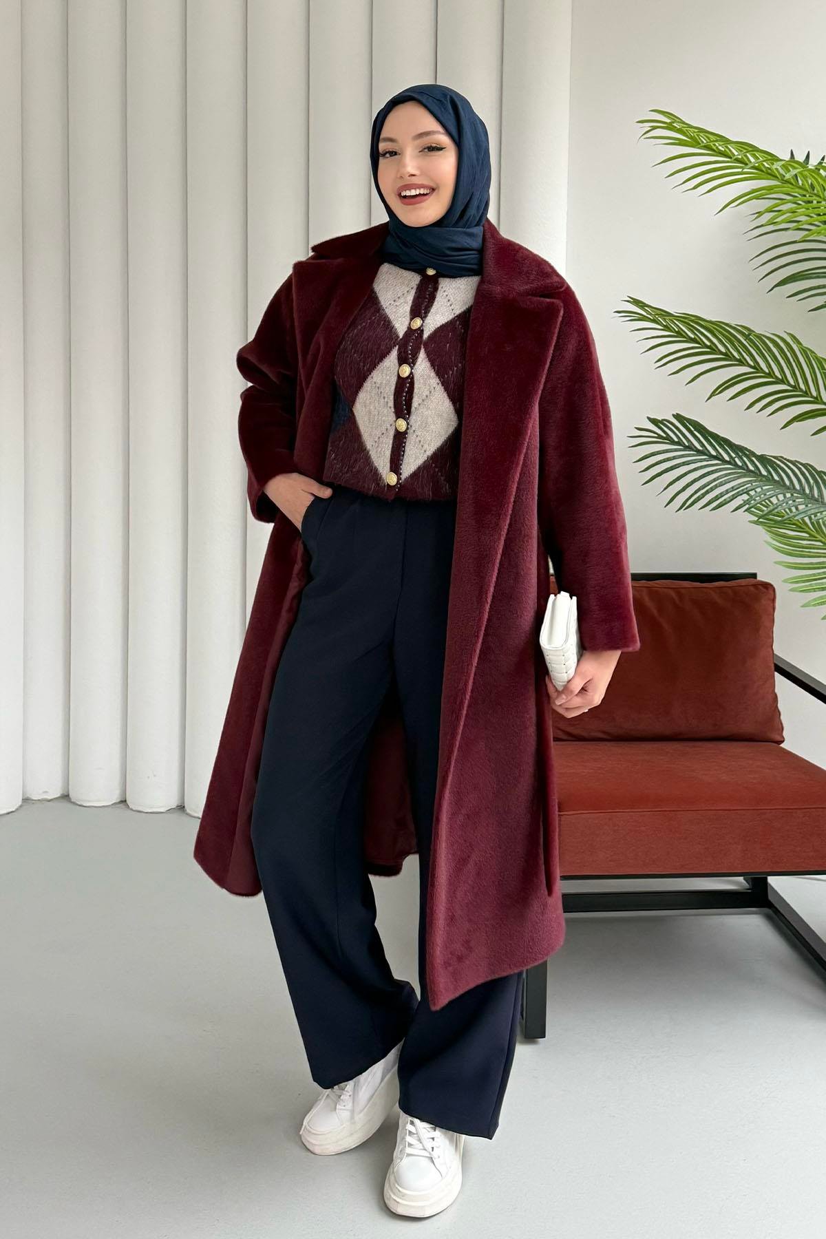 Yandan Yırtmaçlı Kuşaklı Kürk Kaban-BORDO